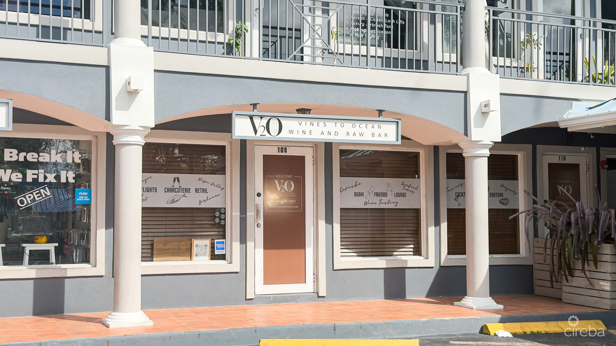 V20 – WINE BAR & RESTAURANT FOR SALE