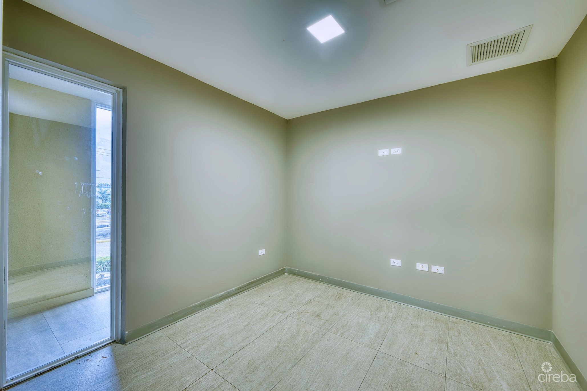 PROFESSIONAL OFFICE SUITE  AT PALM GROVE (UNIT 5)