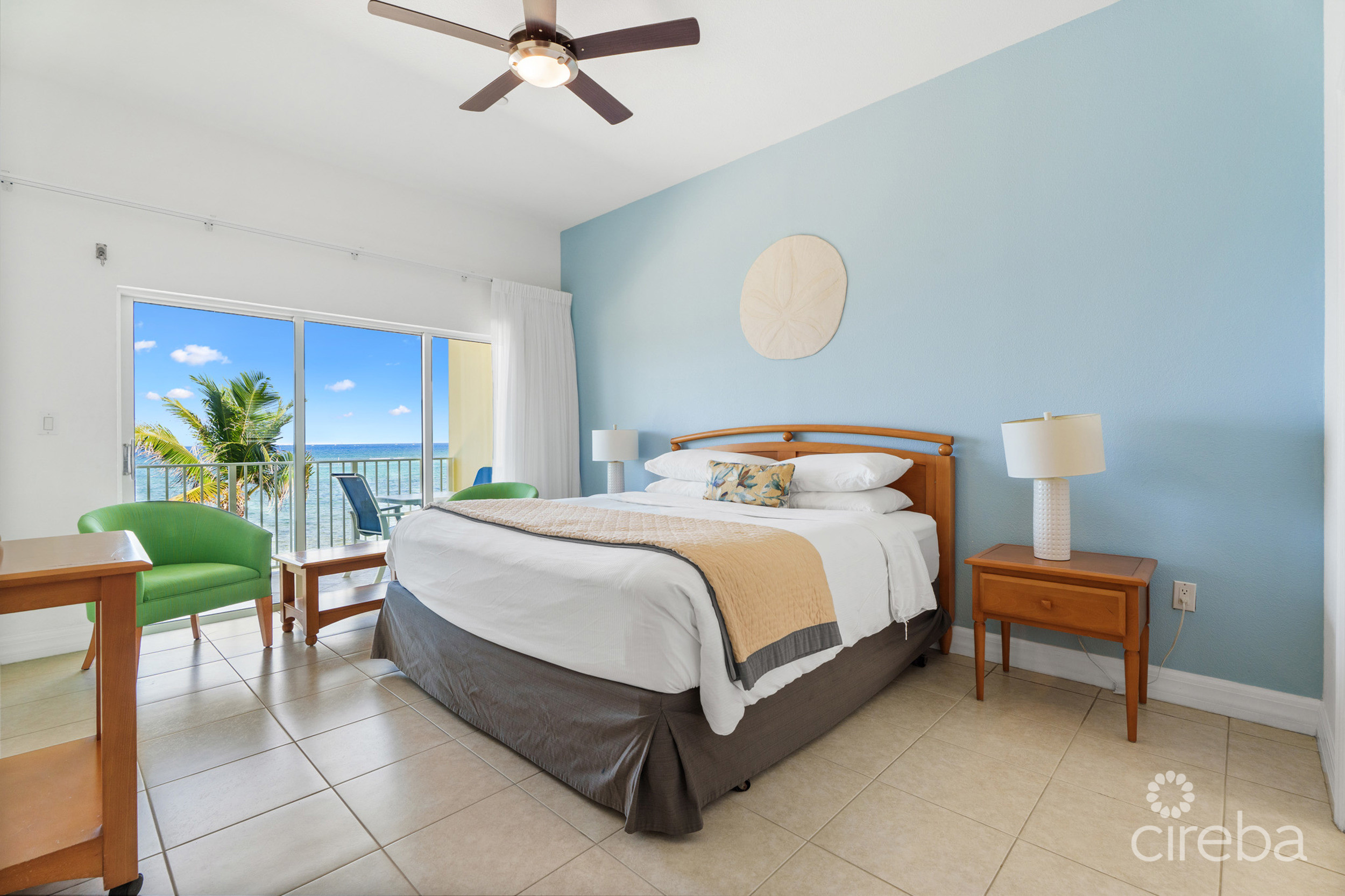 CASTAWAY COVE BEACHFRONT – 2 BED, 2 BATH, A AND B LOCK OFF UNIT