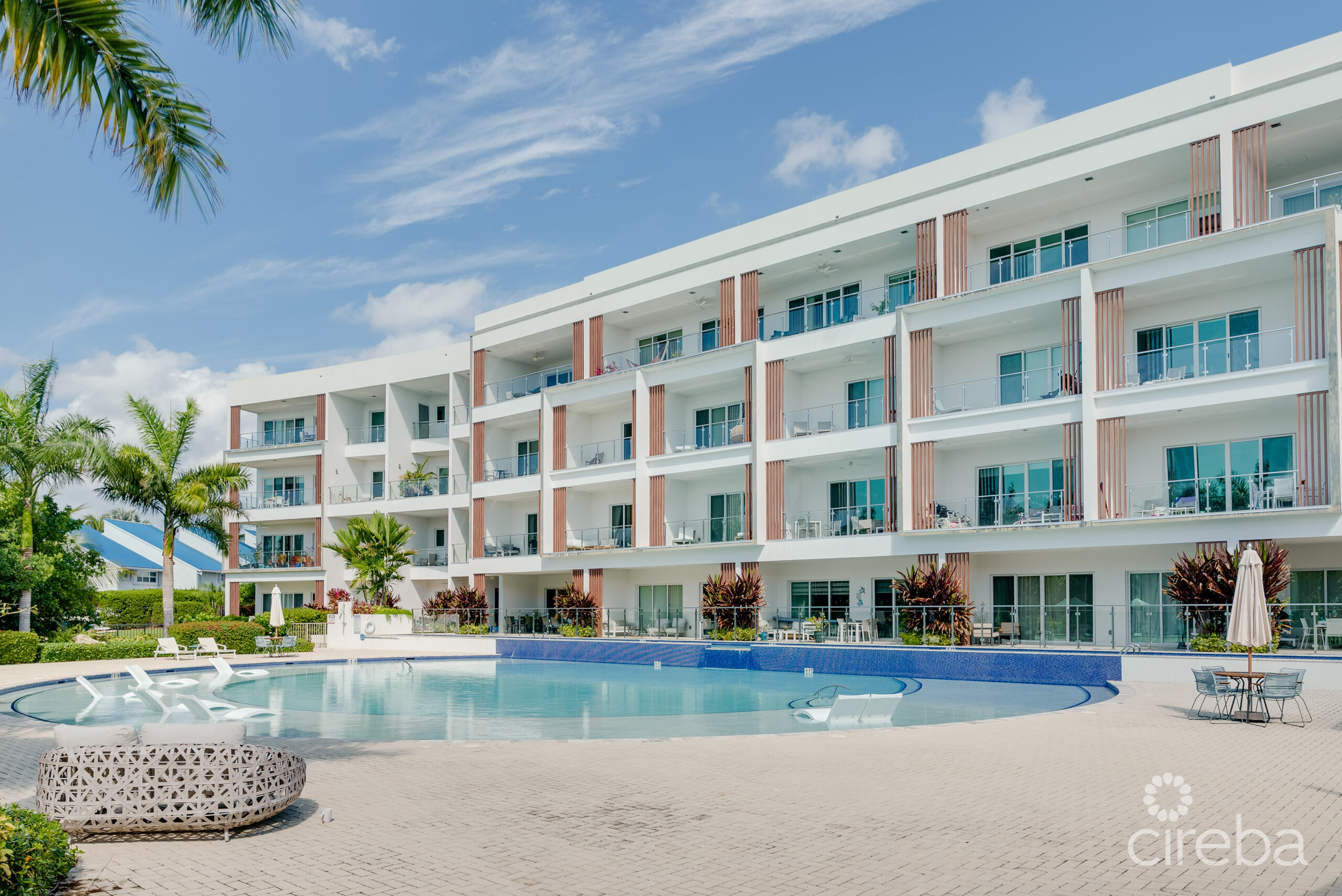 AURA #107, – GROUND FLOOR 3 BED POOLFRONT RESIDENCE