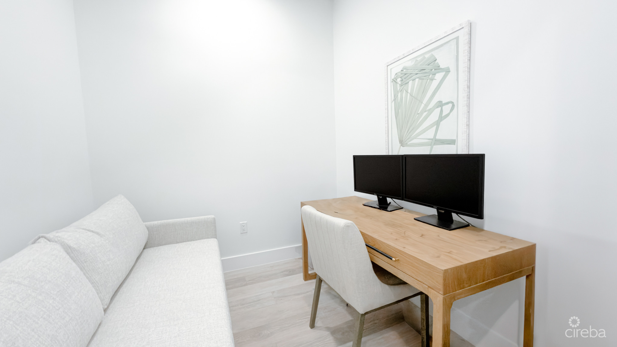 AURA #303 – OCEANFRONT 2 BED PLUS DEN TOWNHOUSE RESIDENCE