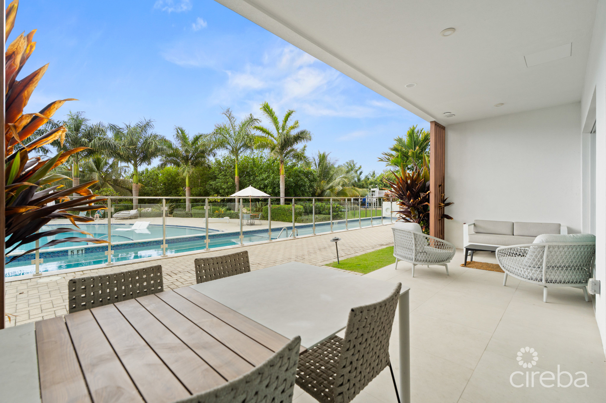 AURA #107, – GROUND FLOOR 3 BED POOLFRONT RESIDENCE