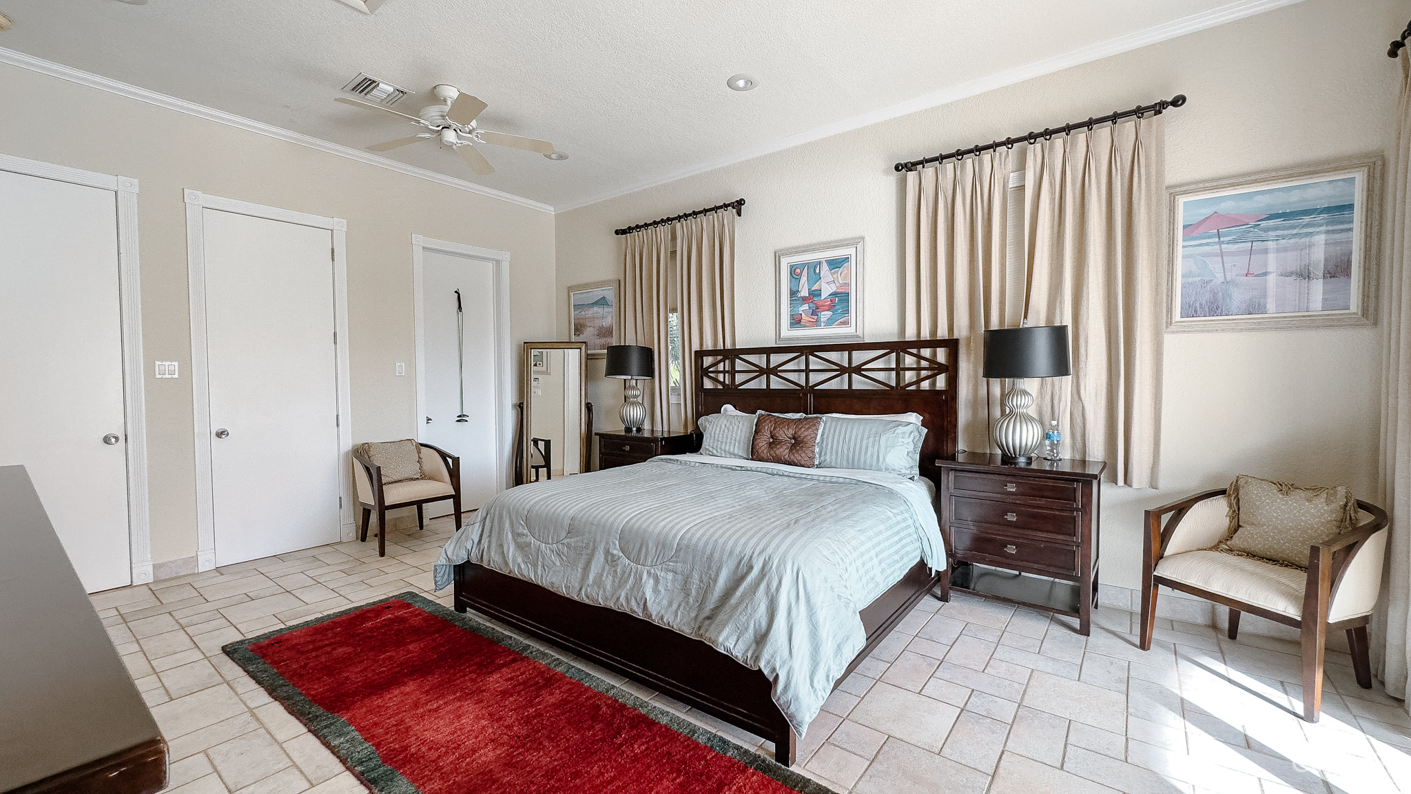 YACHT CLUB CANAL FRONT HOME