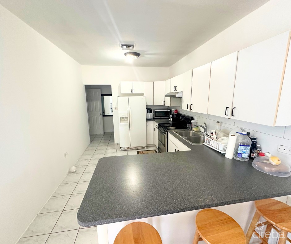 PLEASANT VIEW 2BEDS – CORNER HOME WEST BAY
