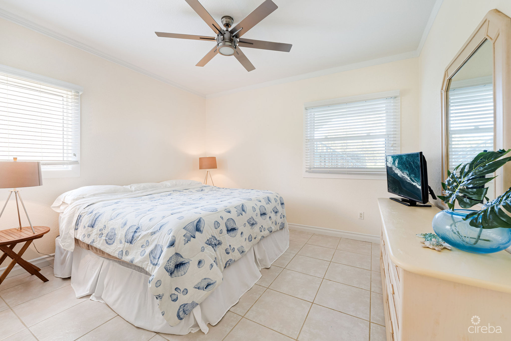 OCEAN POINTE VILLAS