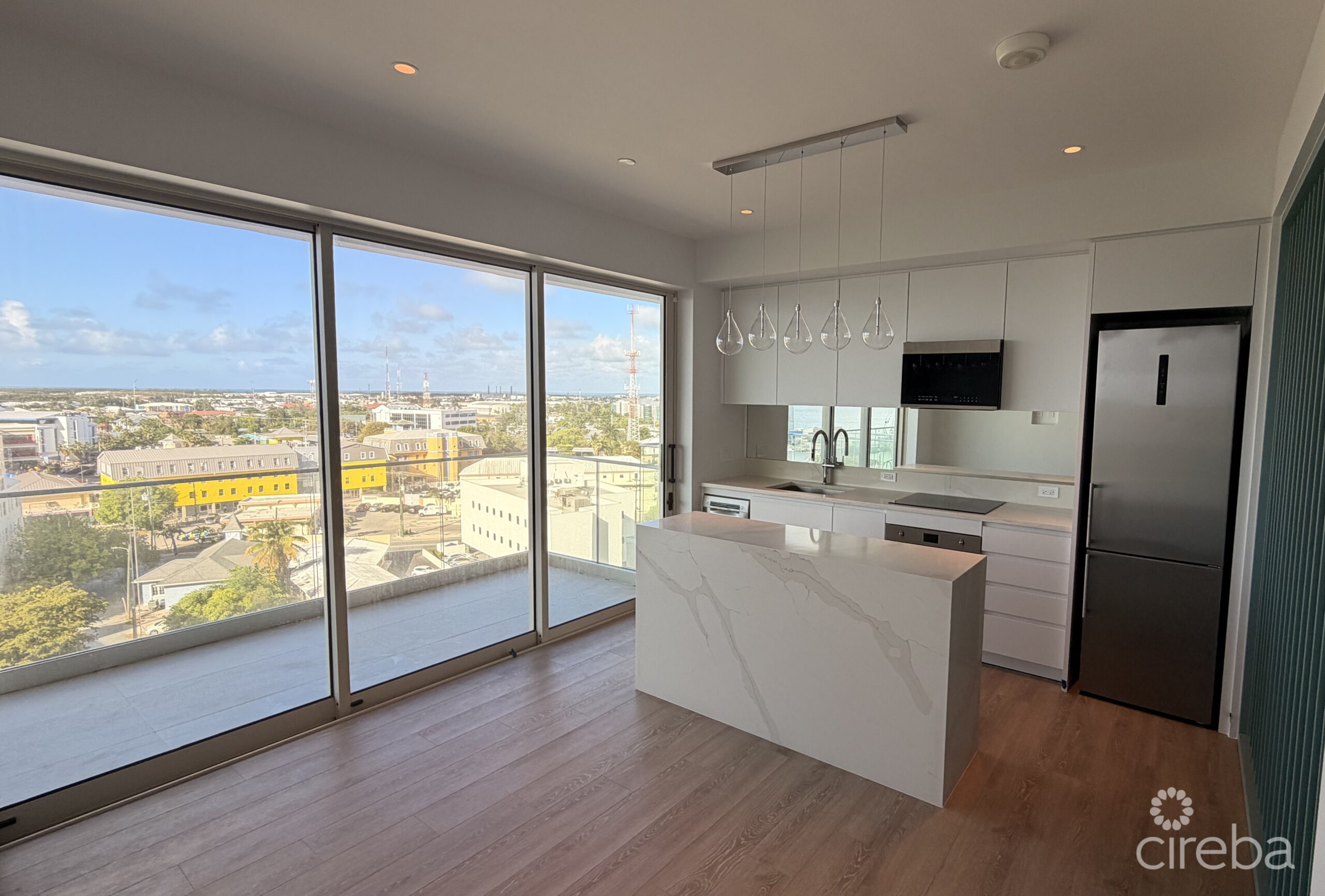 ONE GT  –  MOVE IN NOW! AMAZING NW VIEWS PRICED FOR QUICK SALE.
