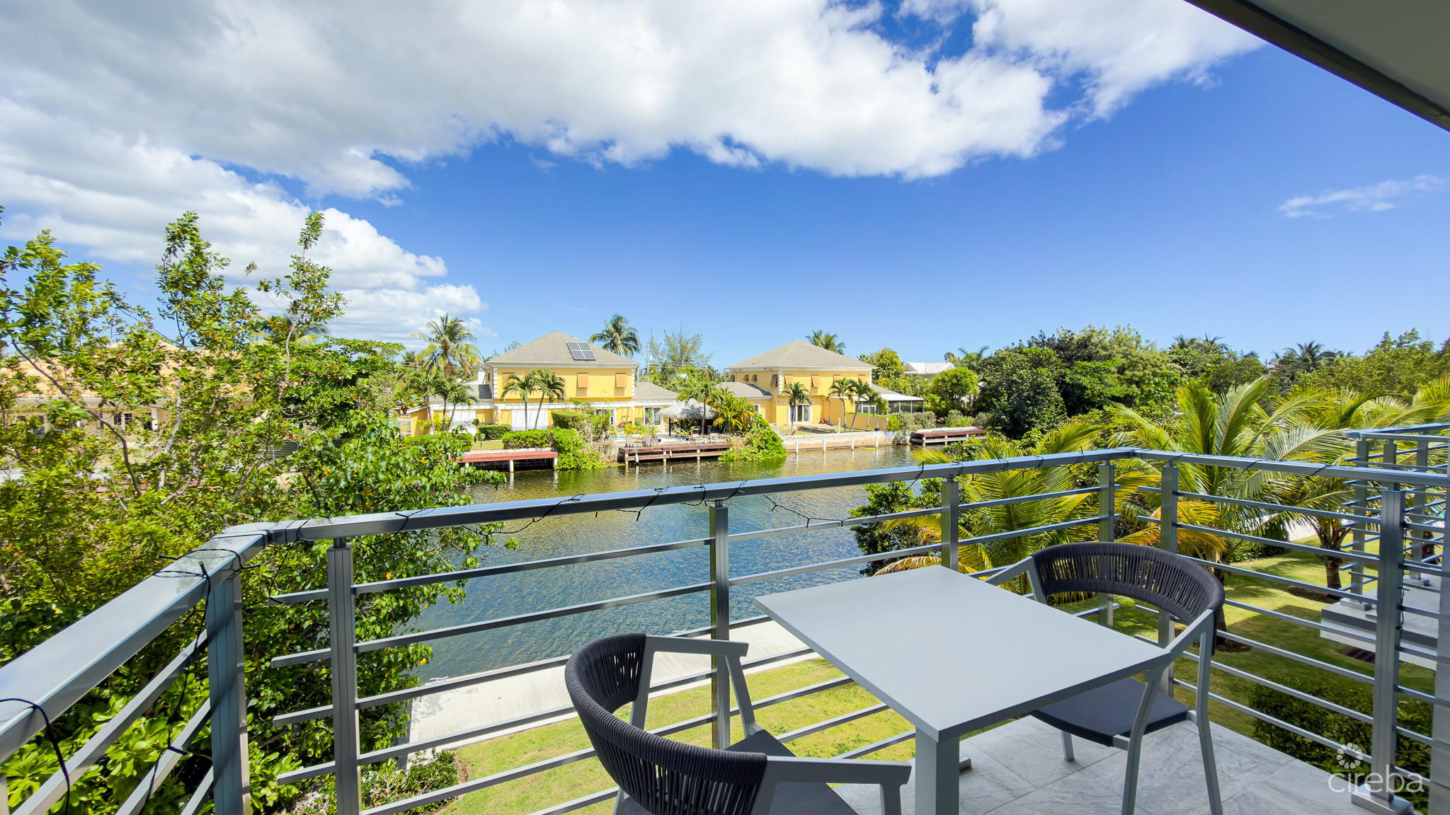 THE LAGOONS 3 BED WATERFRONT TOWNHOUSE