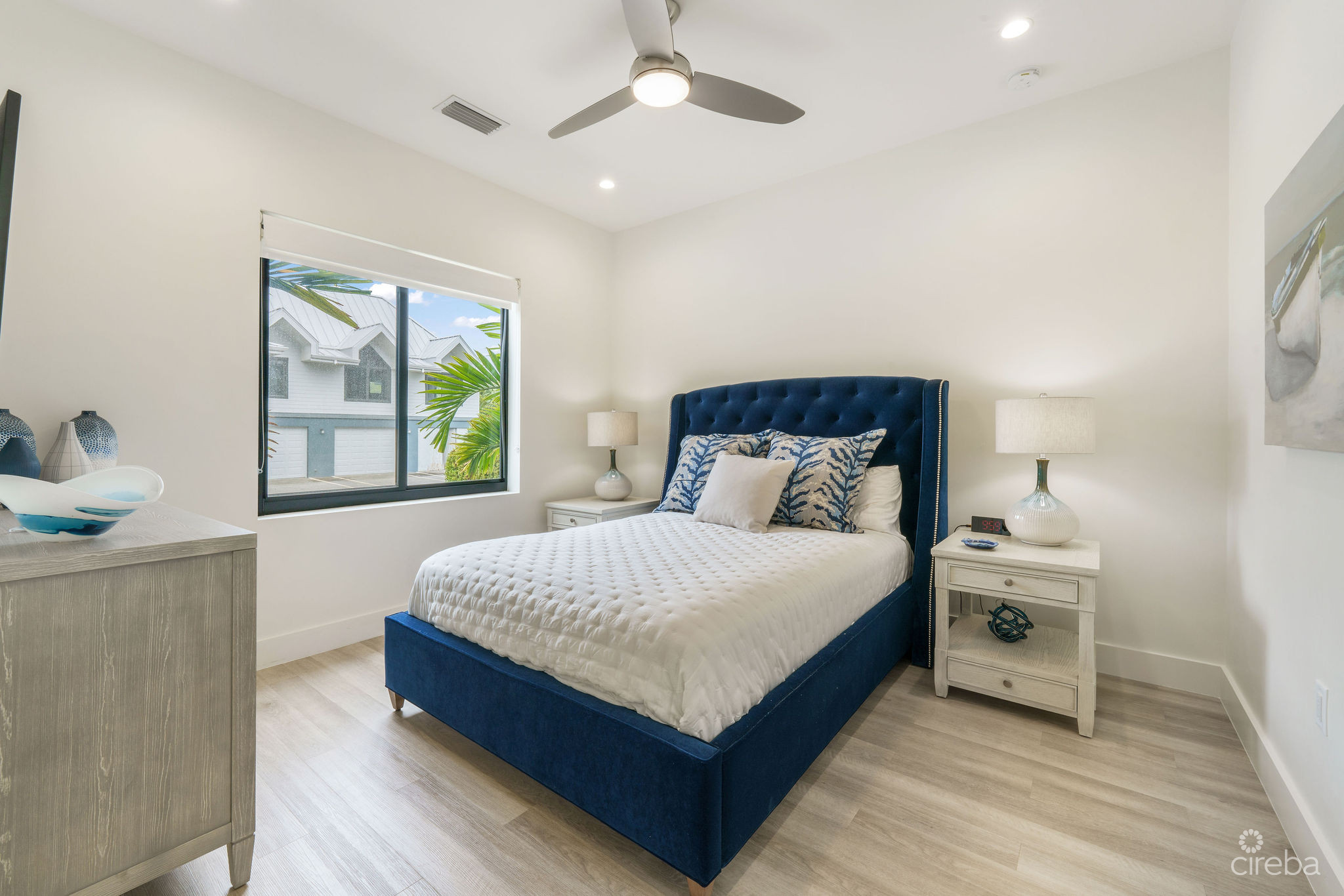 SEAHAVEN PROSPECT WATERFRONT 4 BED DUPLEX – AIR B N B