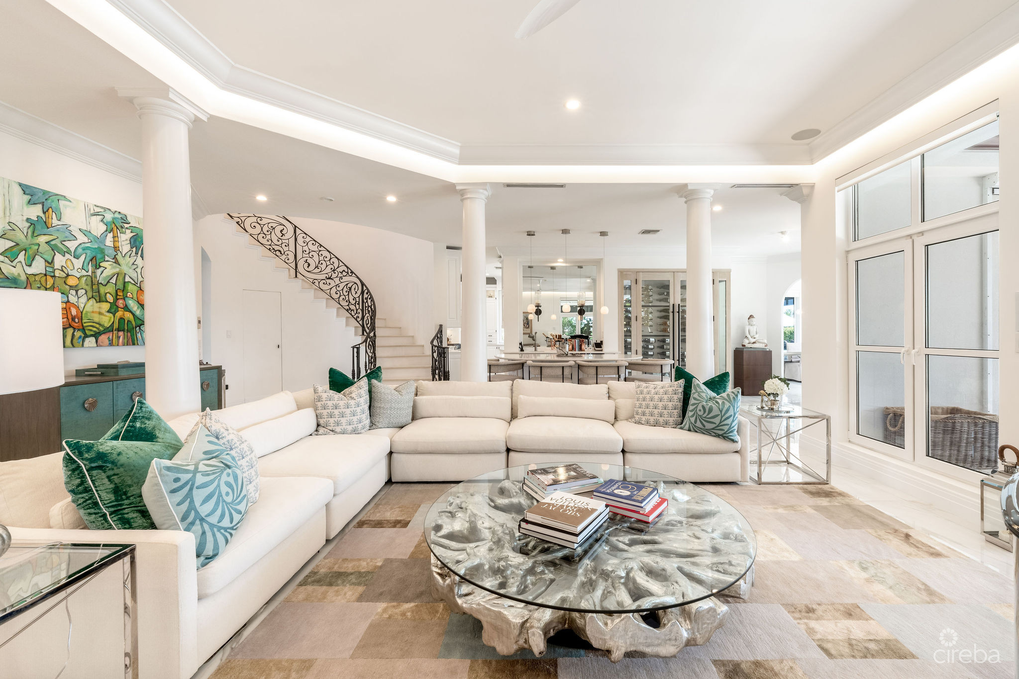 PINEAPPLE HOUSE, A VISTA DEL MAR ESTATE