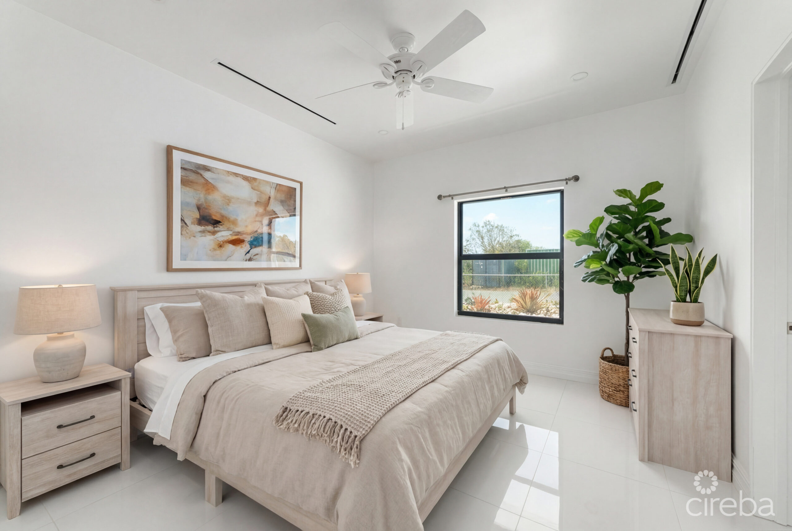 HYRE VIEW – 3 BED, 2 BATH DUPLEX