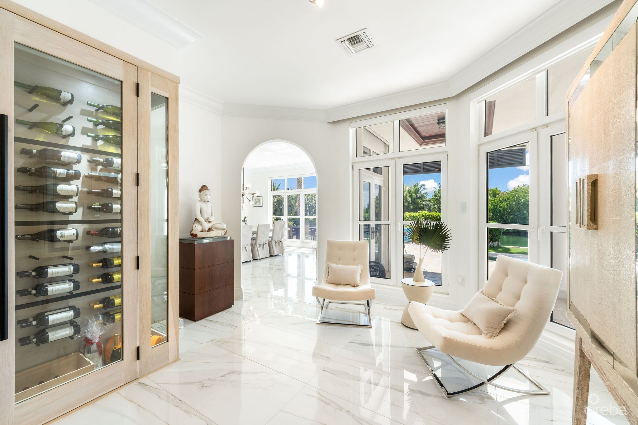 PINEAPPLE HOUSE, A VISTA DEL MAR ESTATE