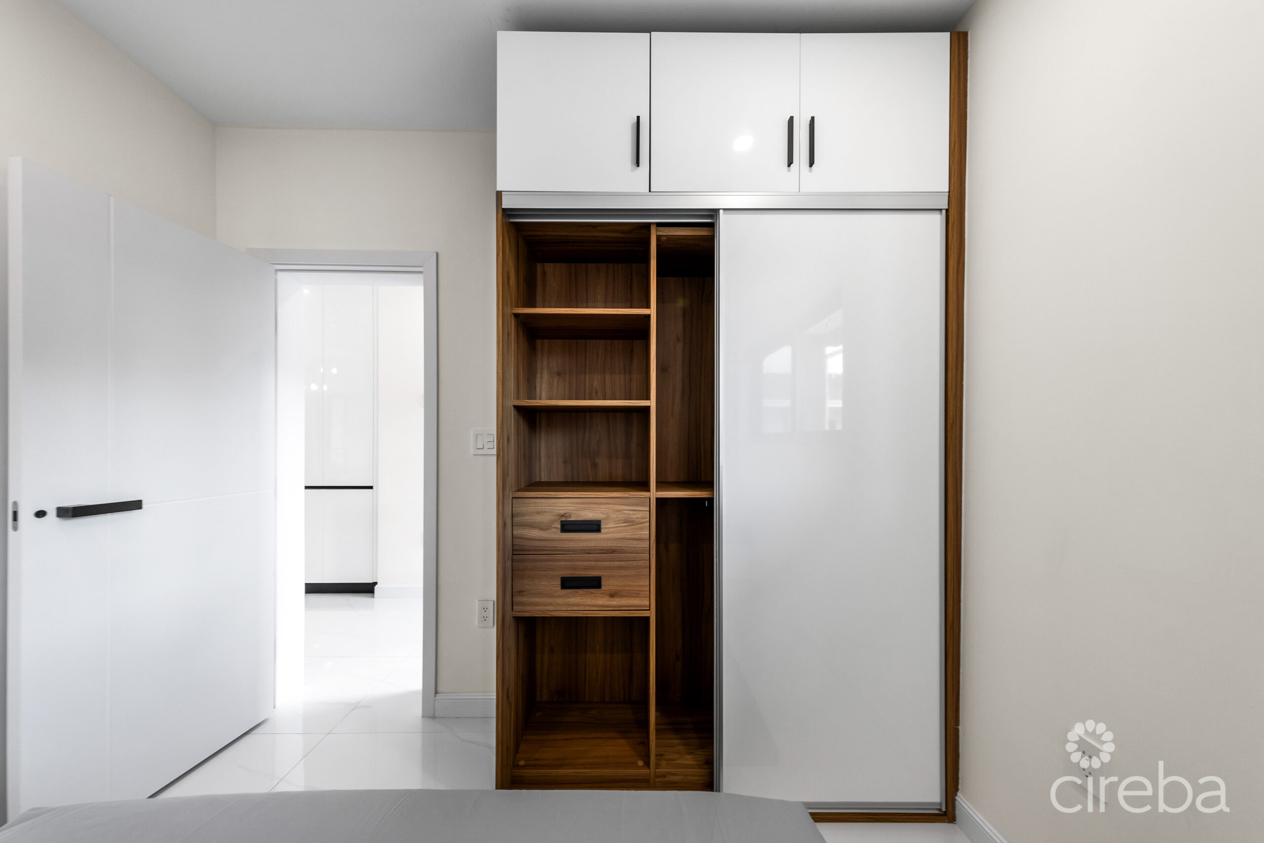 LOVELY 2 BED  2 BATH – ARZA WEST BAY