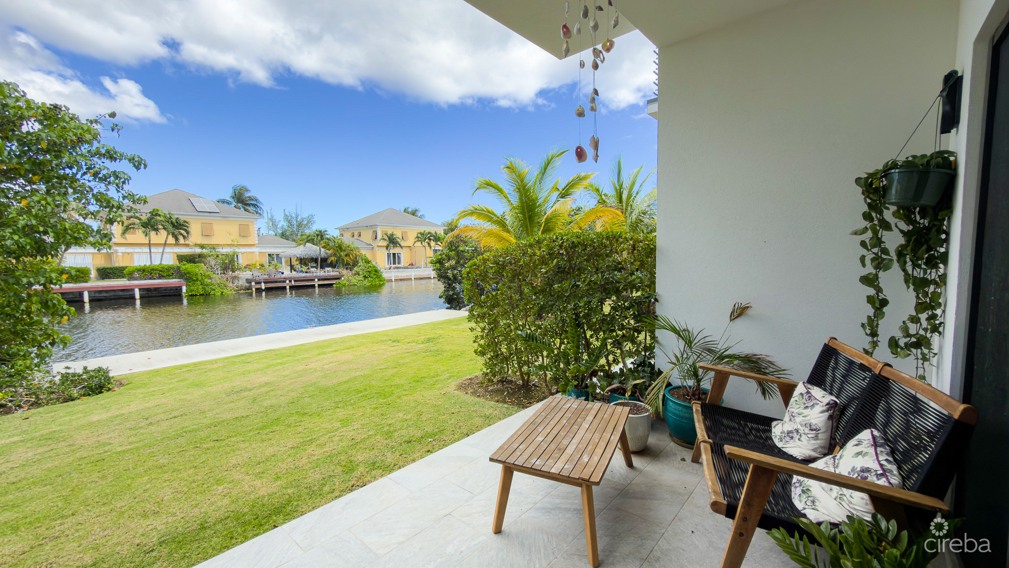 THE LAGOONS 3 BED WATERFRONT TOWNHOUSE