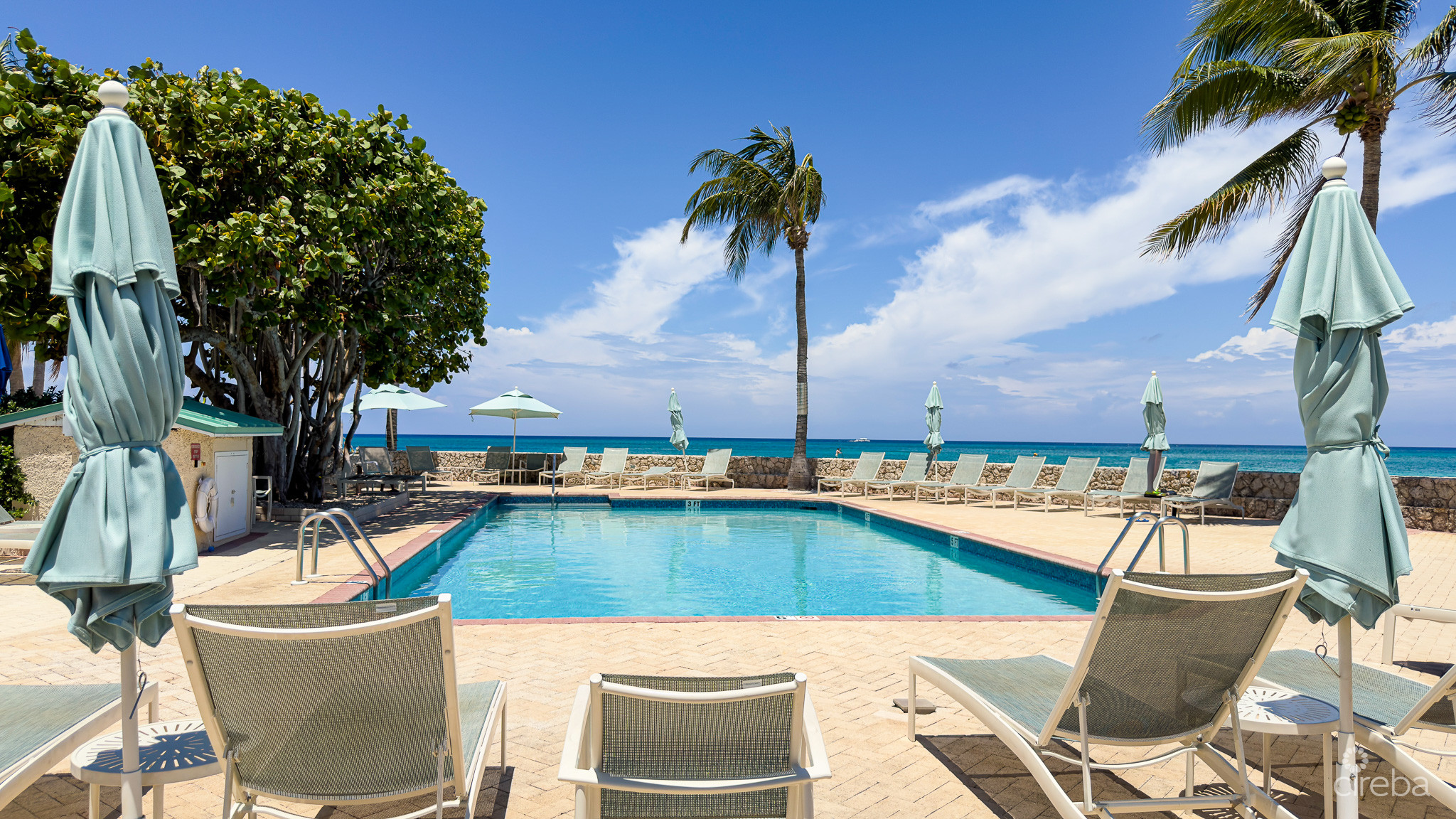 PLANTATION VILLAGE – 7 MILE BEACH CONDO