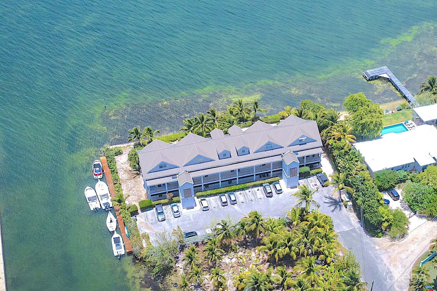 HARBOUR POINT OCEANFRONT 3 BED PLUS OFFICE