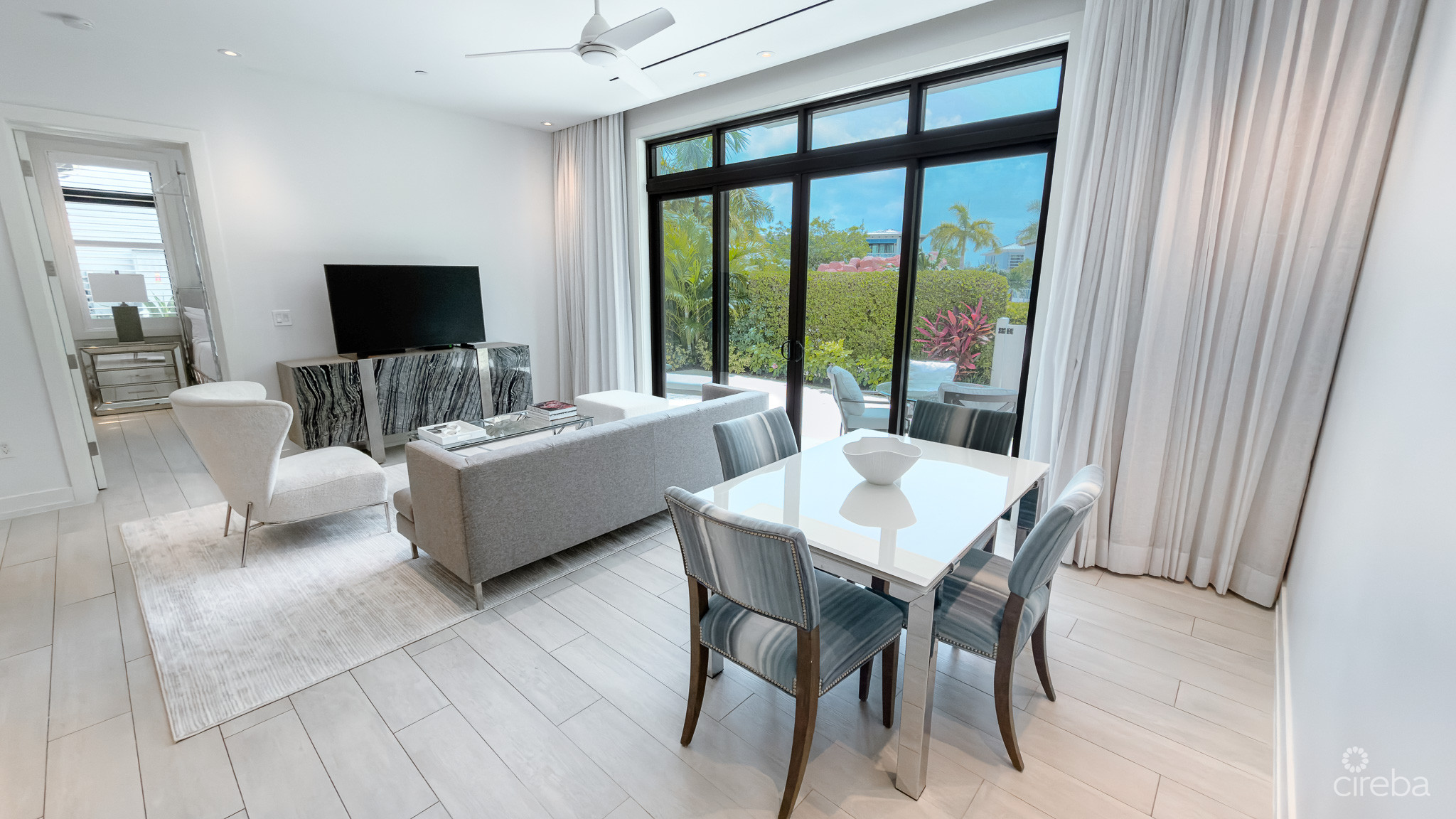 OLEA – 2 BED CORNER CONDO