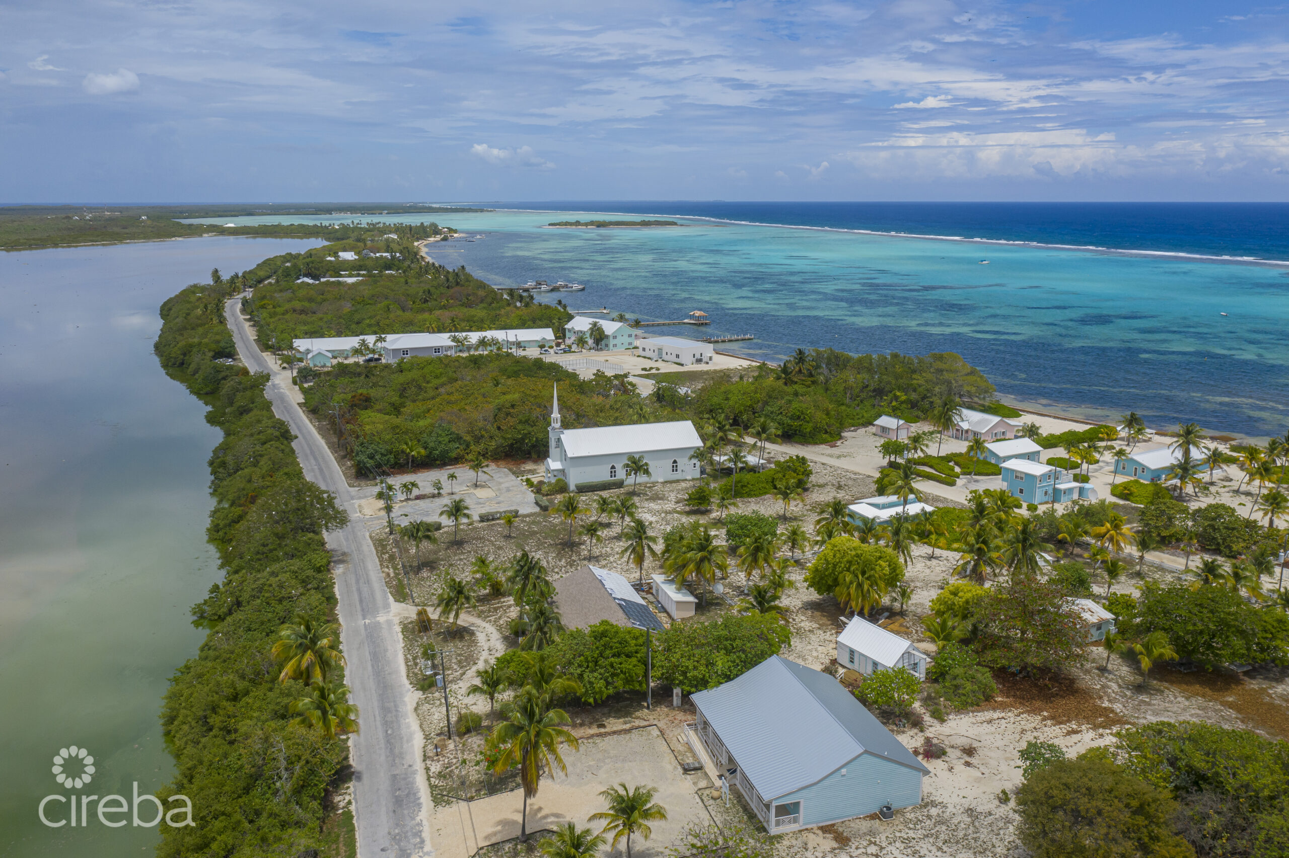 LITTLE CAYMAN LAND 2.5 ACRES – BY AIRPORT
