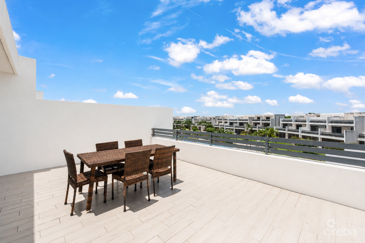 VELA 112, 4-BED SOUTH SOUND TOWNHOME