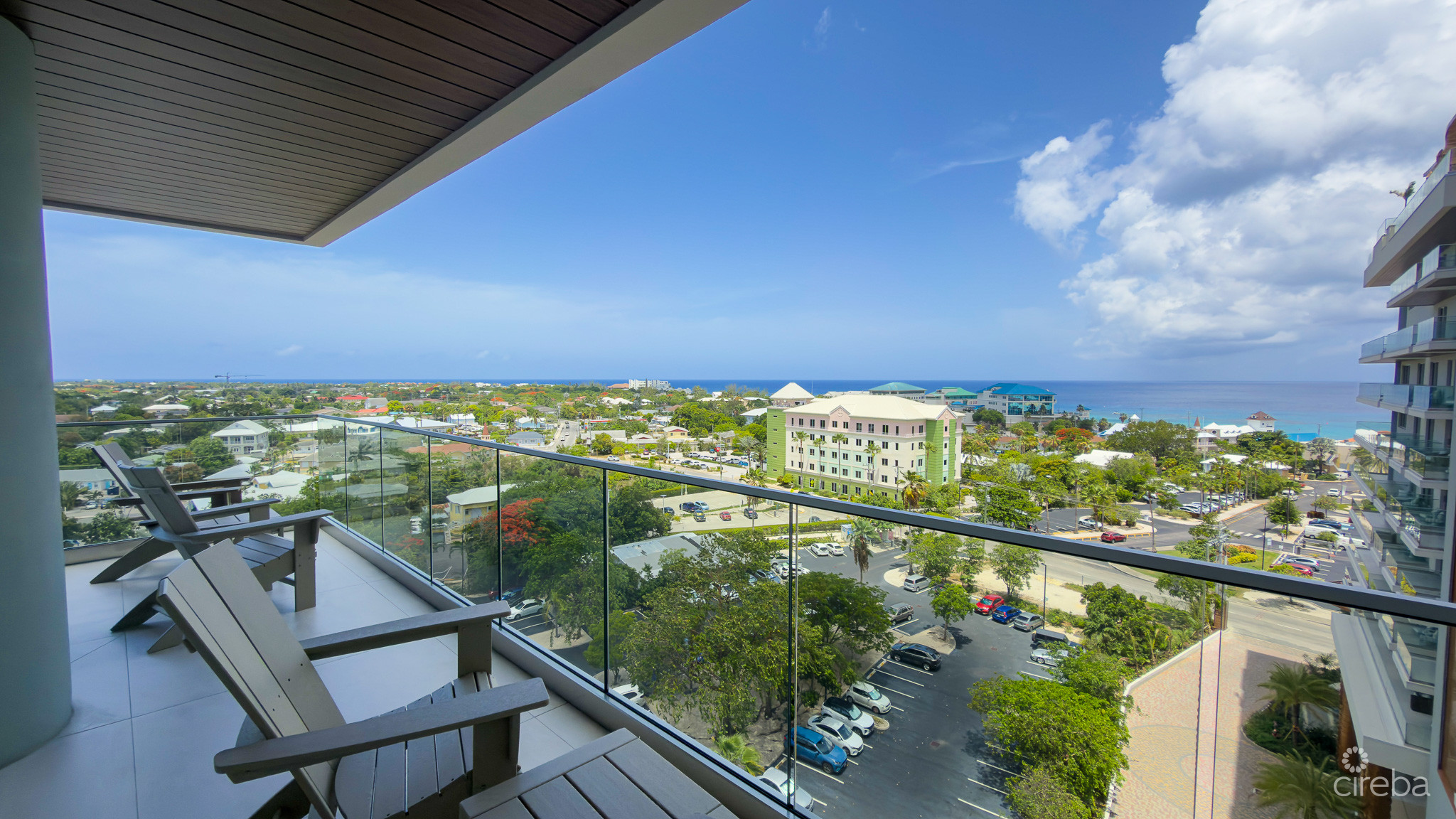 ONE GT – FURNISHED 2 BED WITH DEN