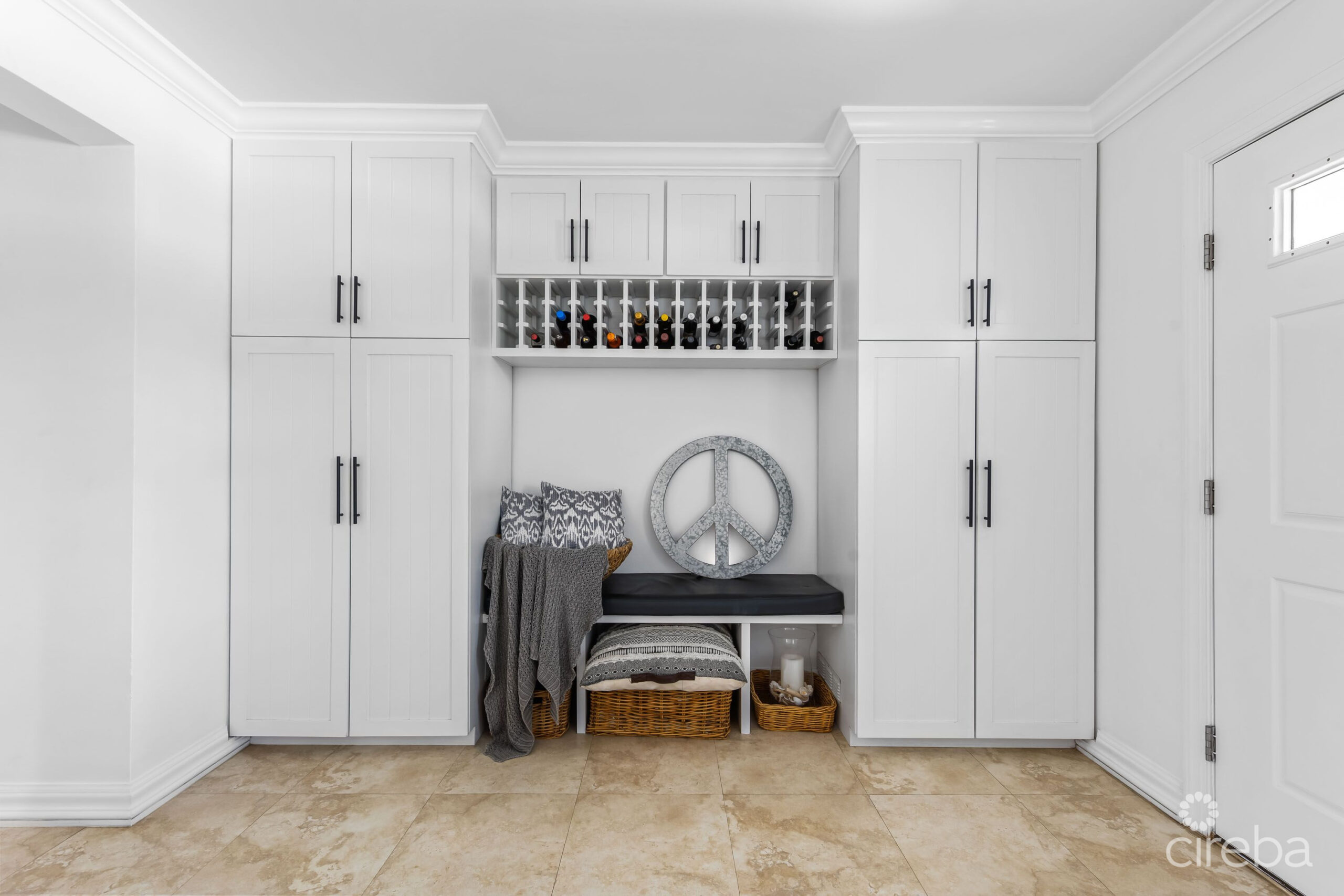 LIME TREE BAY UNIQUE 4 BED, 3.5 BATH WITH WATER VIEWS