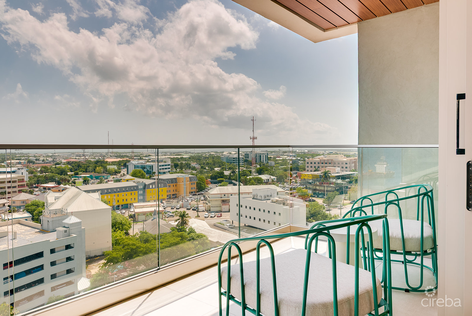ONE GT RESIDENCES – UNIT 1003