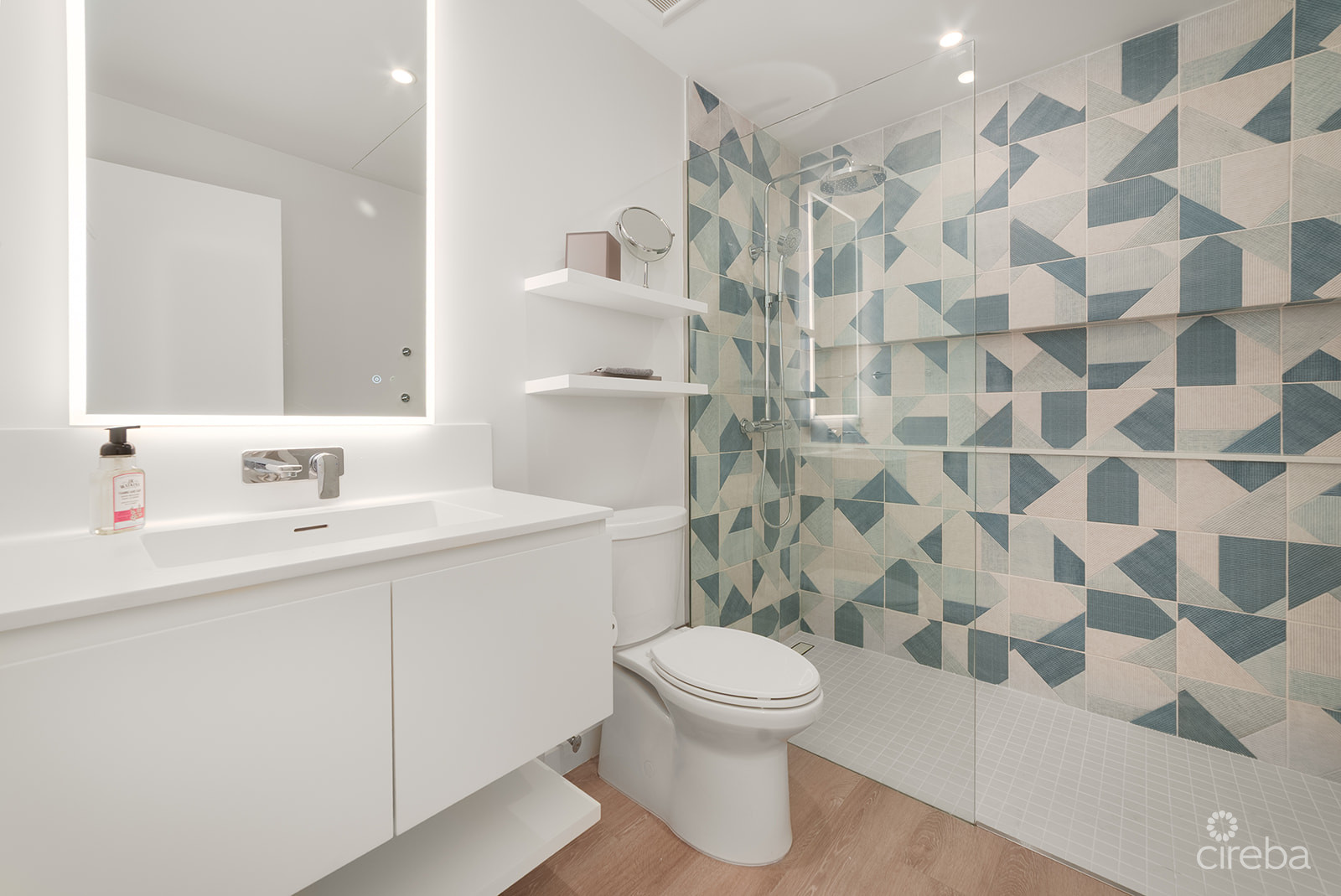 ONE GT RESIDENCES – UNIT 1003