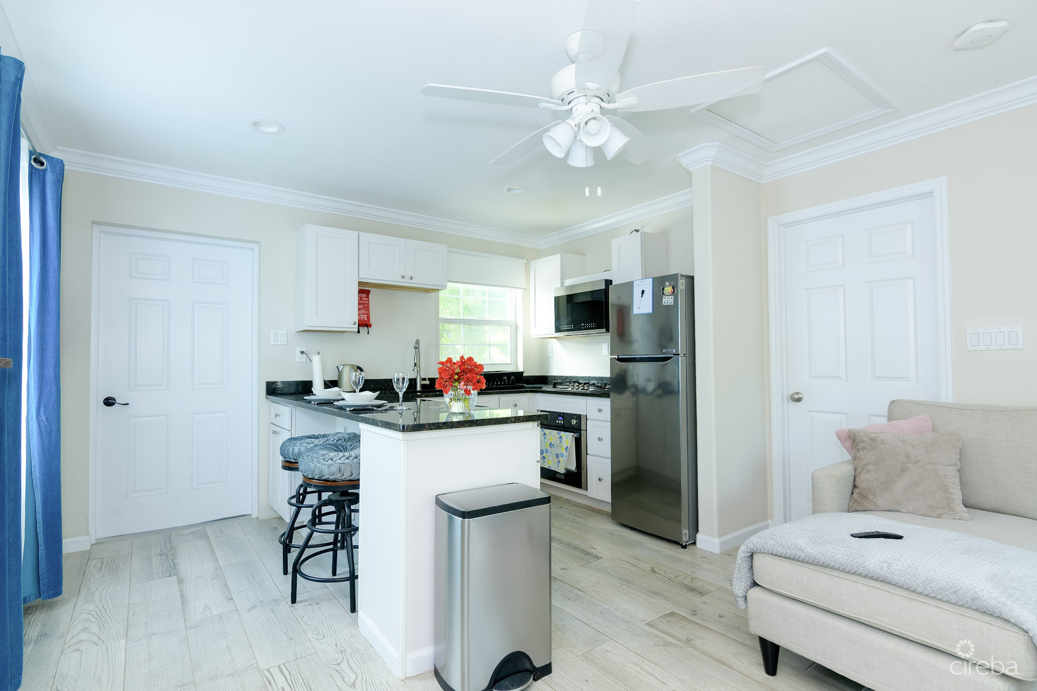 CAYMAN BRAC PIONEER LANE HOUSE AND COTTAGE