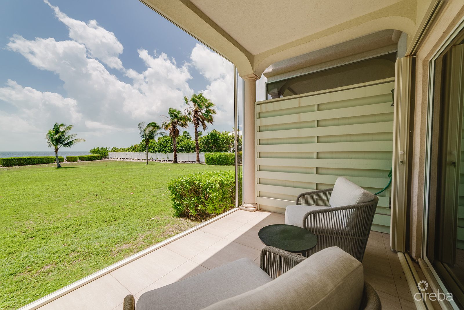 SNUG HARBOUR VILLAS #2 – OCEANFRONT TOWNHOME