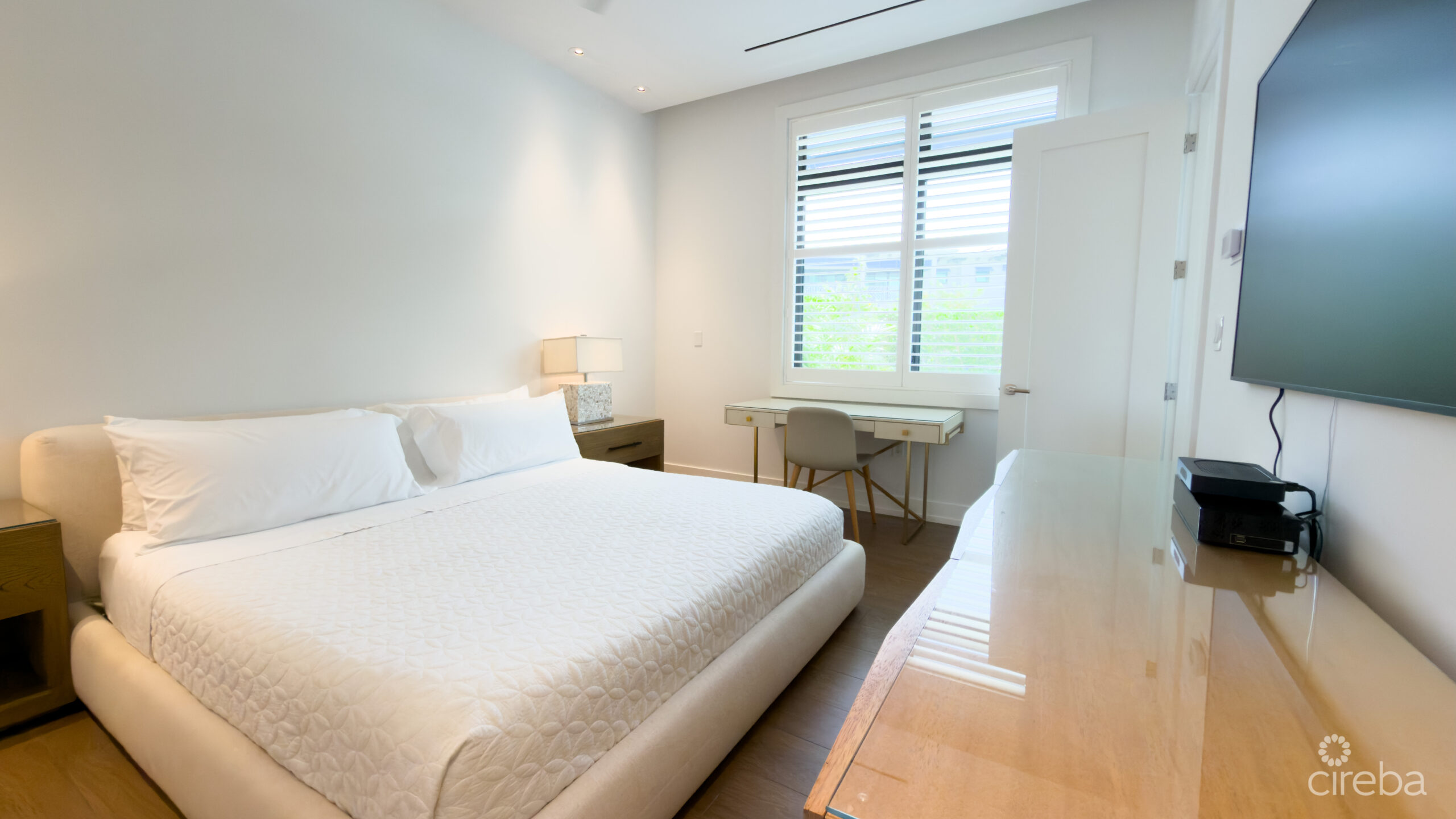 OLEA – 2 BED CORNER CONDO