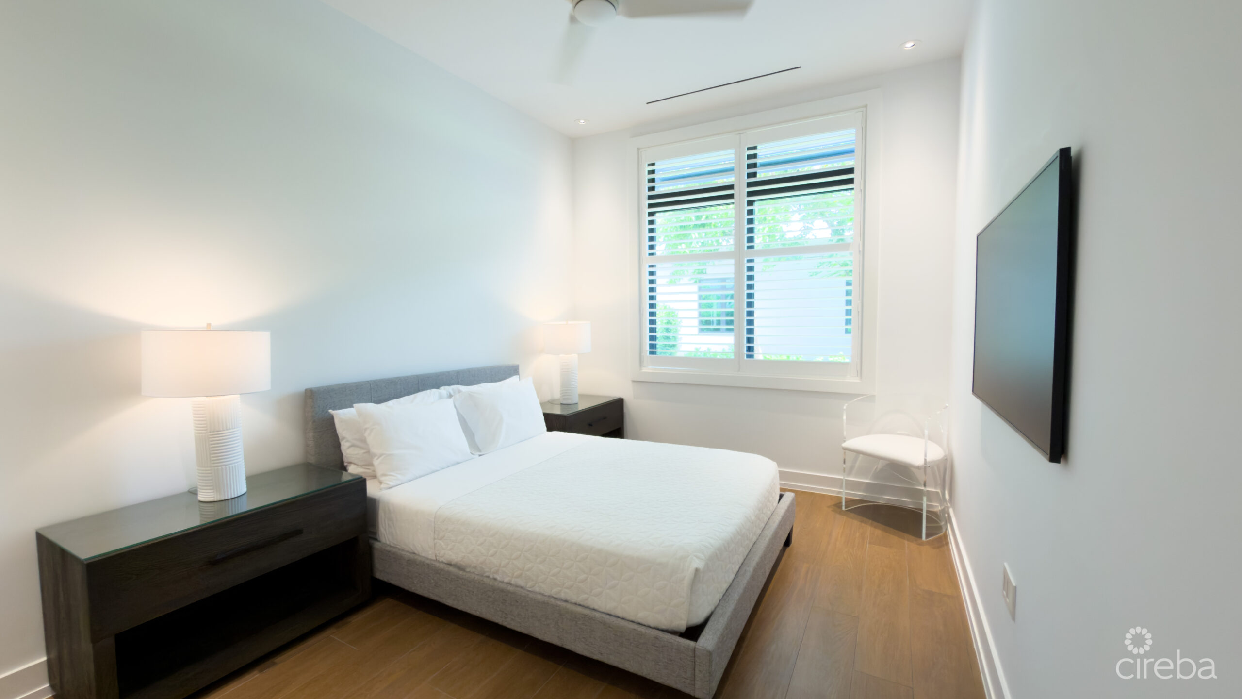 OLEA – 2 BED CORNER CONDO
