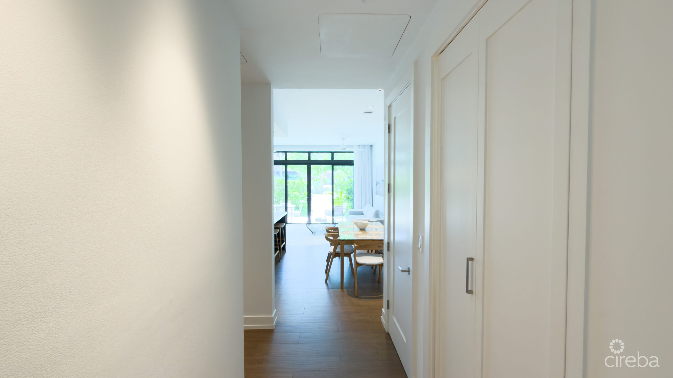 OLEA – 2 BED CORNER CONDO