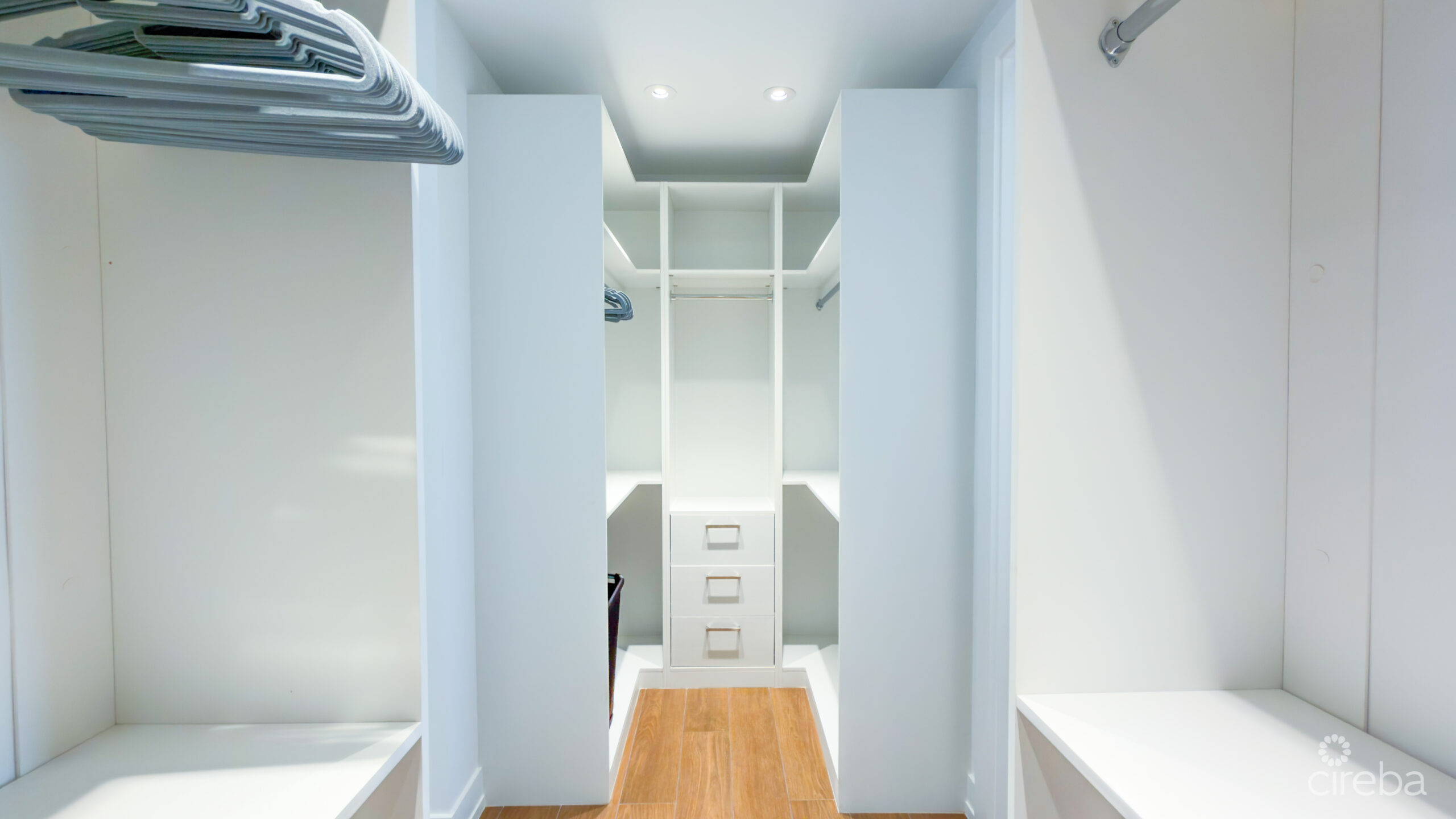 OLEA – 2 BED CONDO
