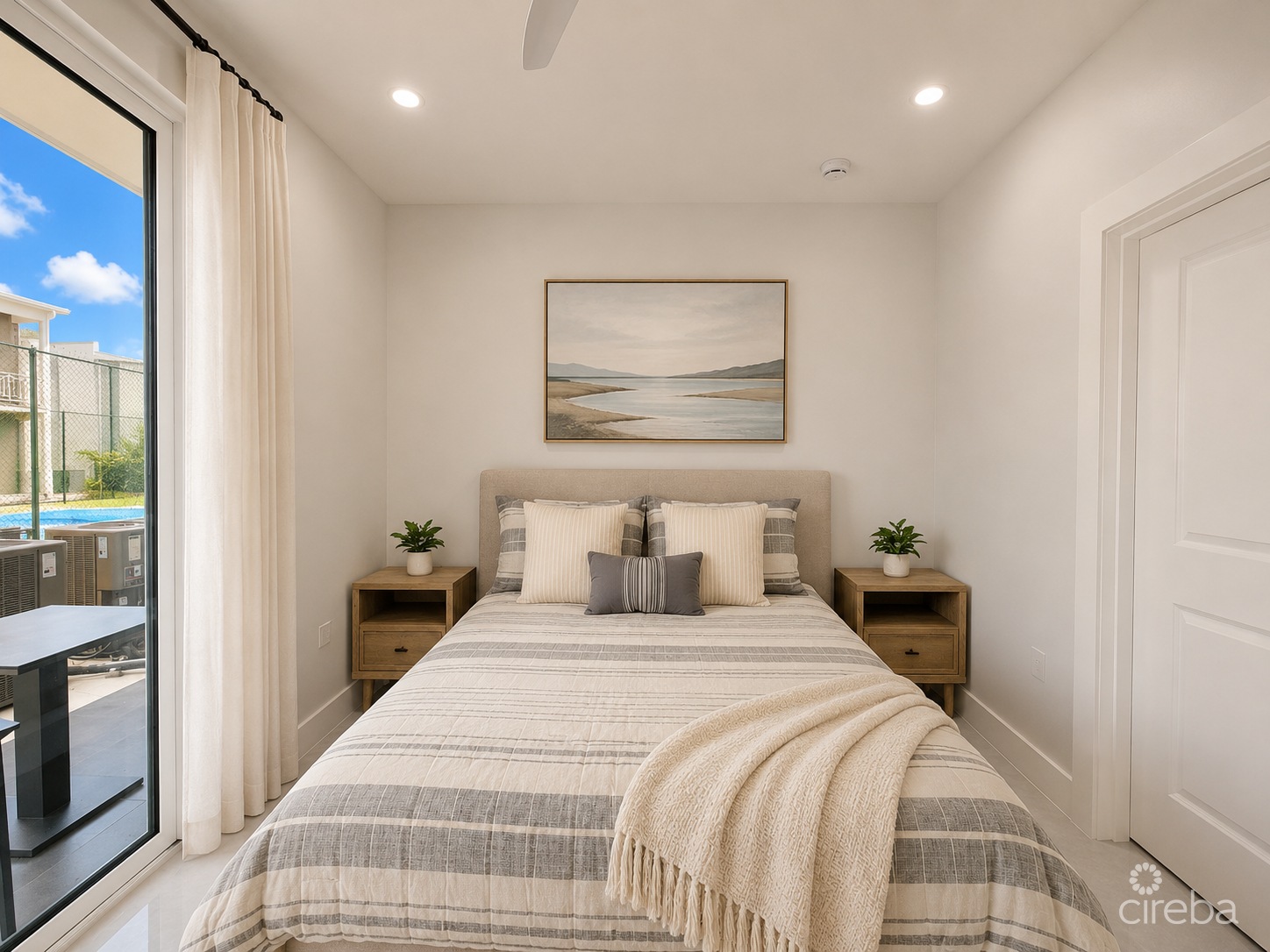YARL 1BED/1BATH — FURNISHED