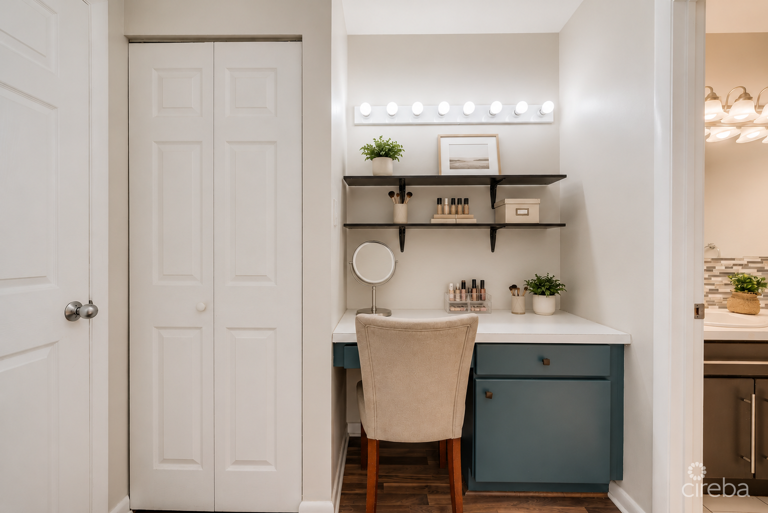 SUNRISE 3BED/2BATH–END UNIT–GROUND FLOOR