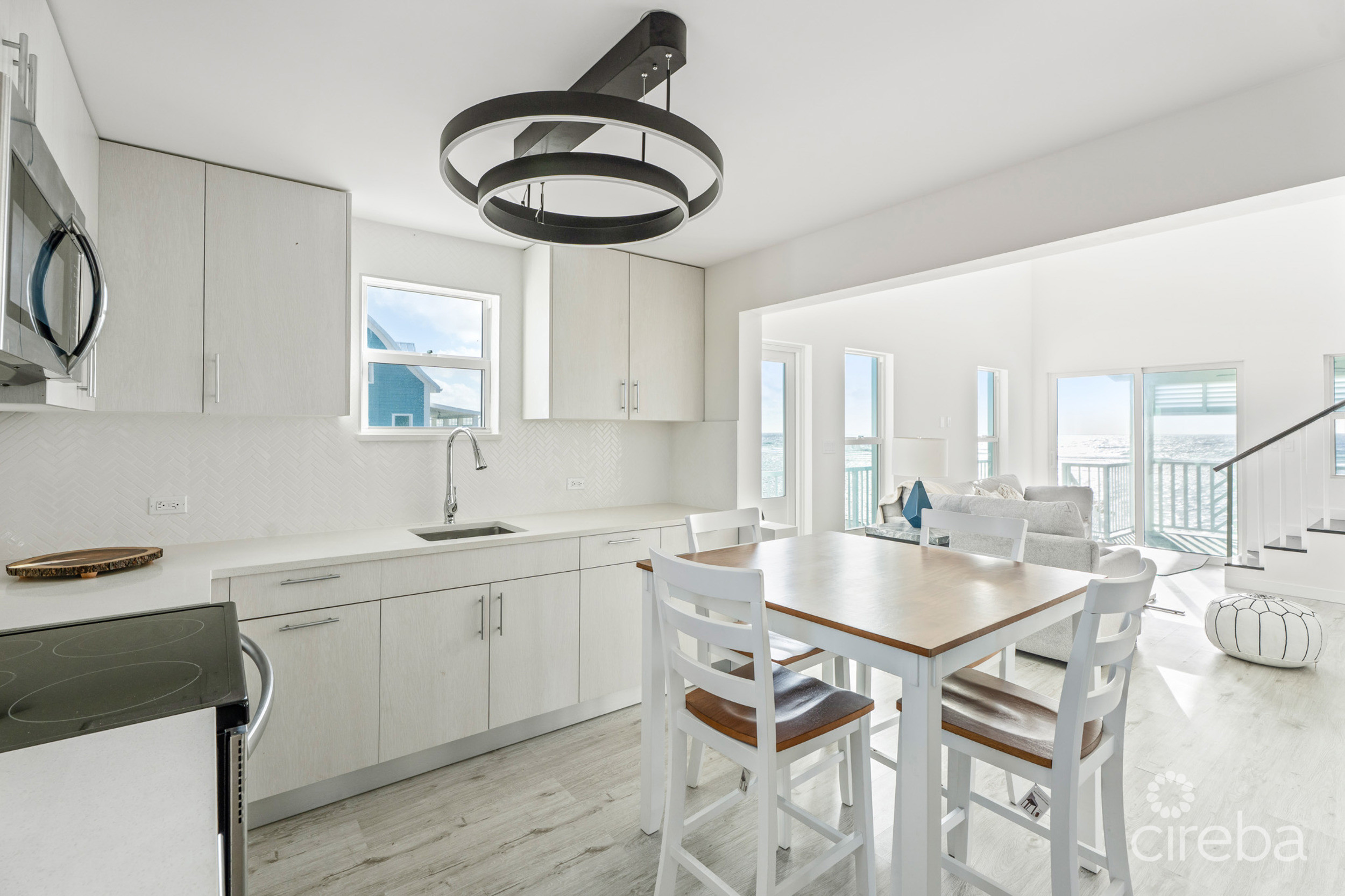 THE PALMS, LITTLE CAYMAN | BEACHFRONT COTTAGE 1