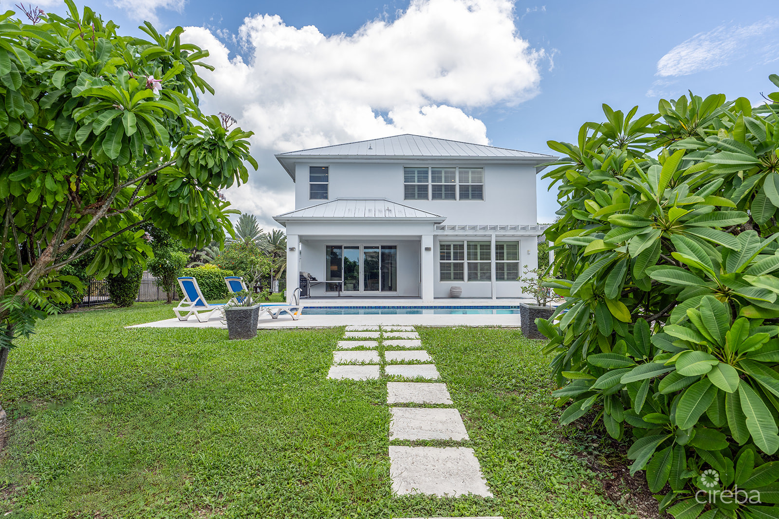 BIMINI DR – EXECUTIVE CANAL FRONT HOME IN GRAND HARBOUR