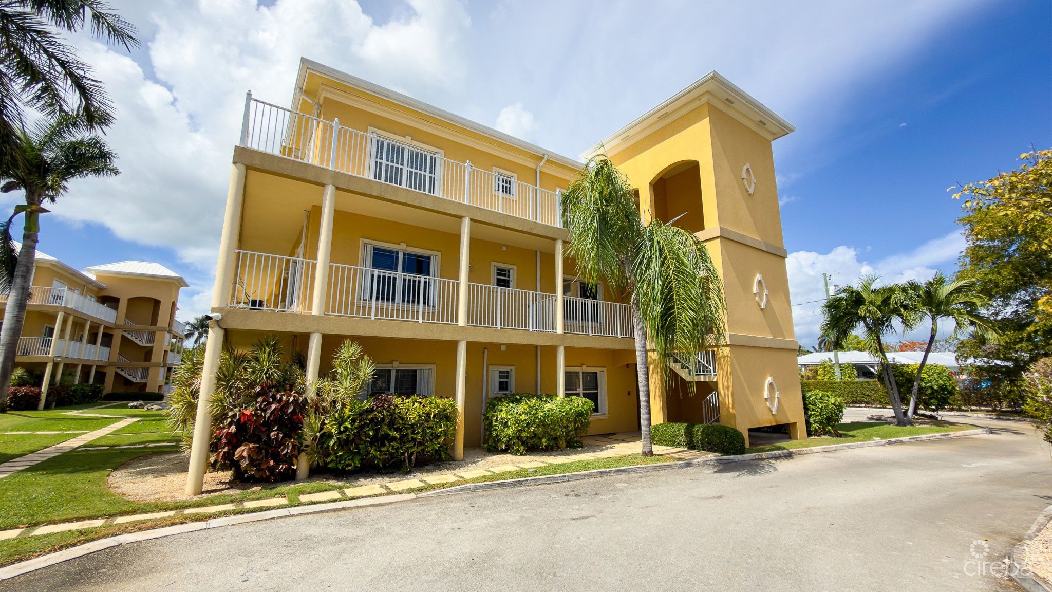 VALENCIA HEIGHTS 2 BED CONDO