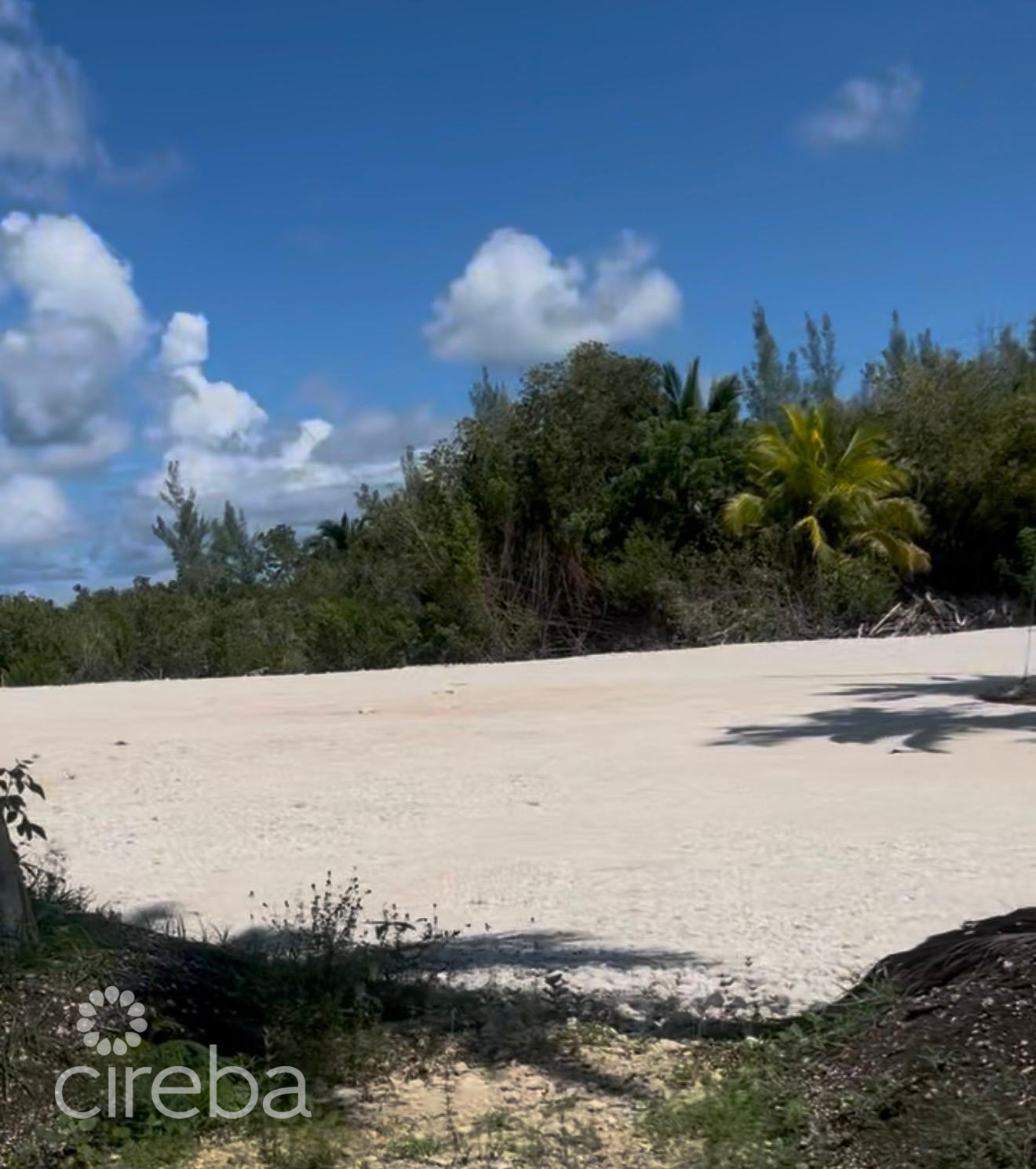 0.57 ACRE DEVELOPMENT LOT – SEAVIEW ROAD