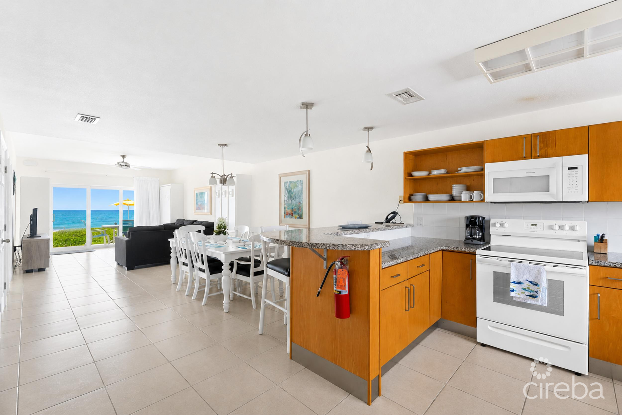 CASTAWAY COVES  GROUND FLOOR 2 BED BEACHFRONT RETREAT