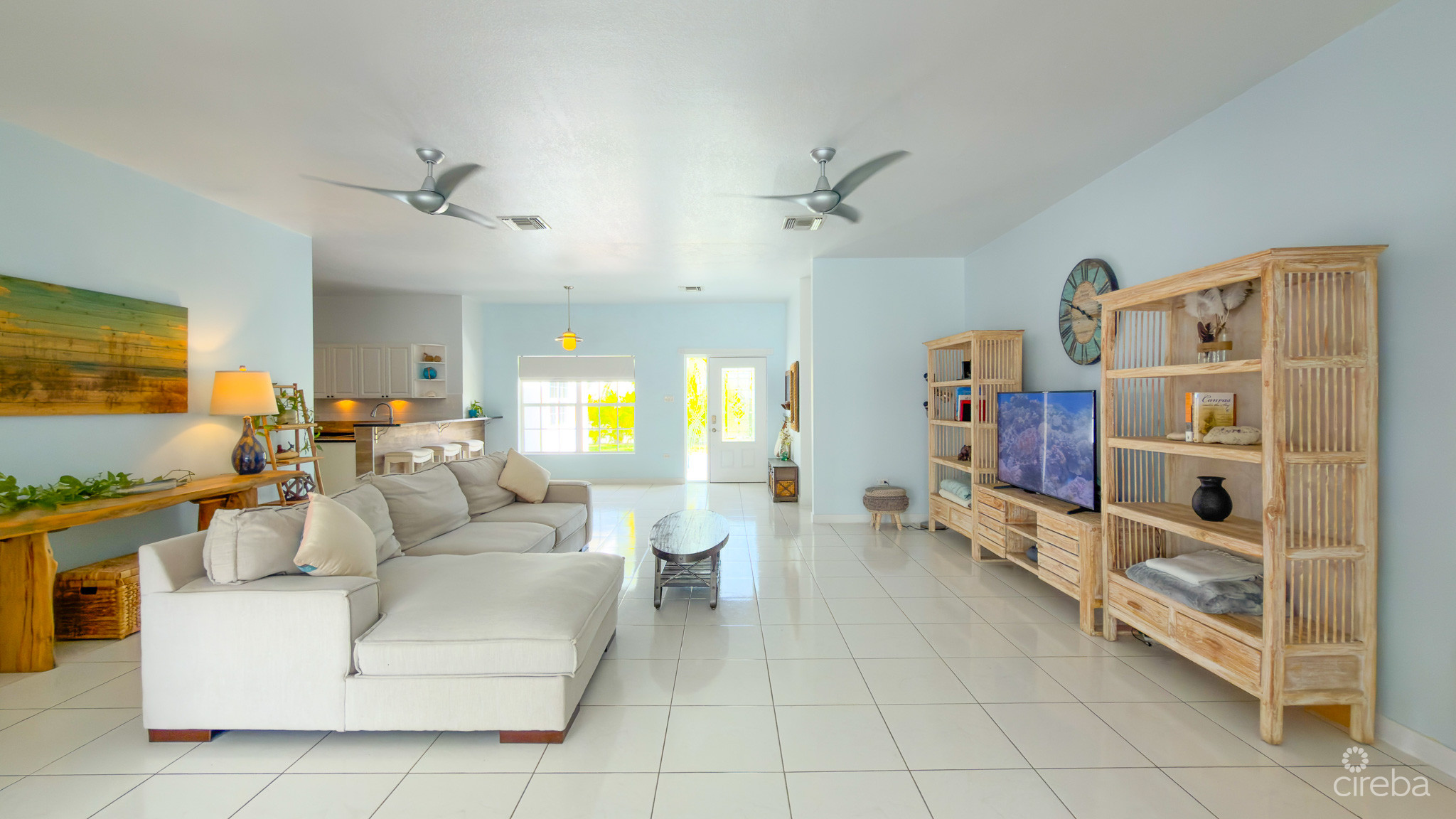 SNUG HARBOUR ANDREW DRIVE – 4 BEDROOM FAMILY HOME IN THE SEVEN MILE BEACH CORRIDOR