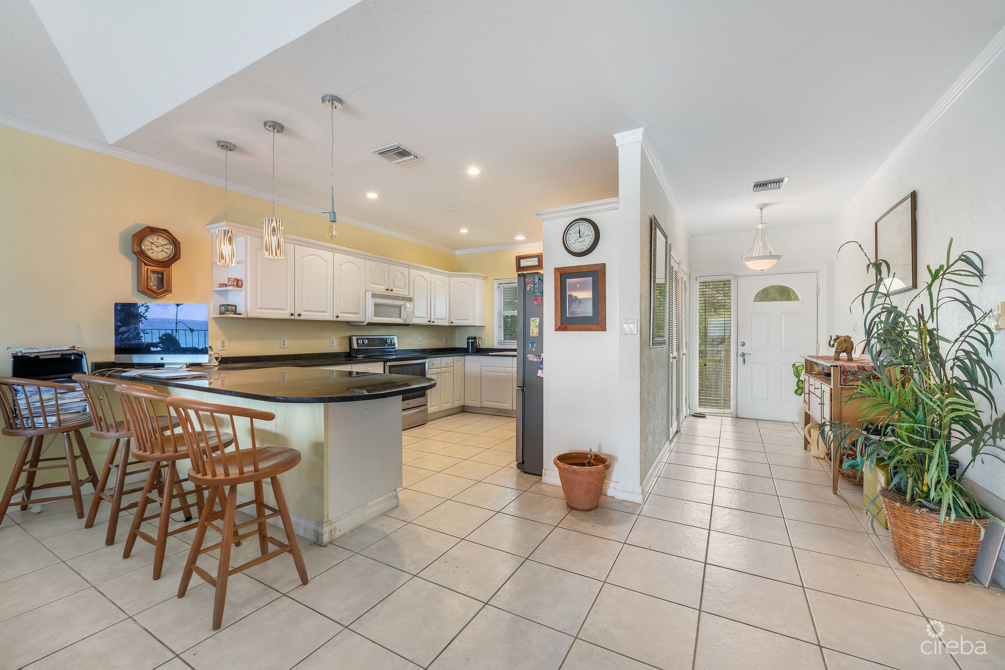 OCEAN POINTE VILLAS  3 BED, 2 BATH, 2ND FLOOR PENTHOUSE