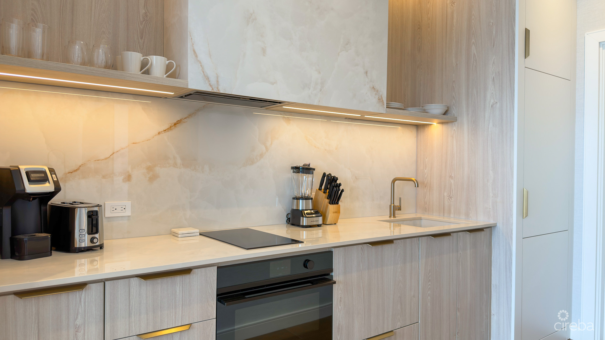 THE GROVE TOO – 1 BED CONDO