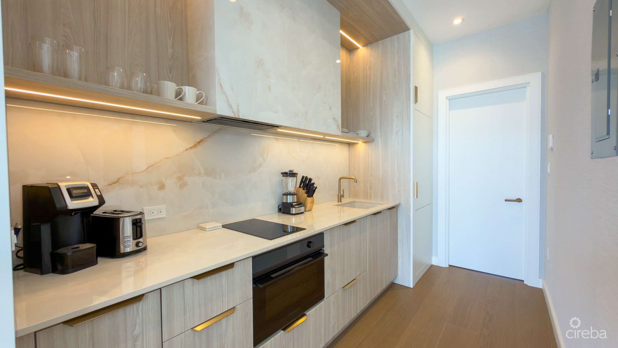 THE GROVE TOO – 1 BED CONDO