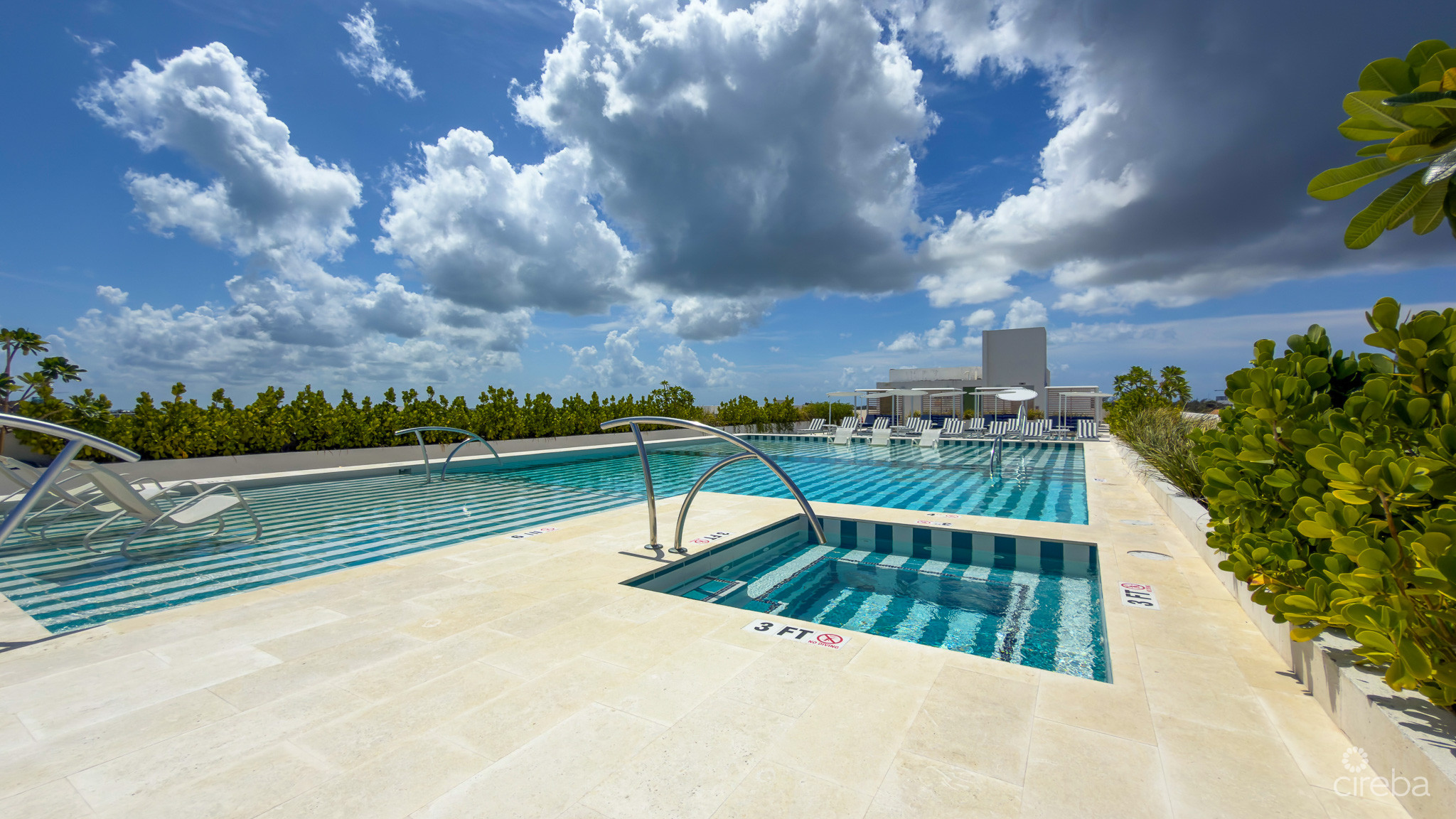 THE GROVE TOO – 1 BED CONDO