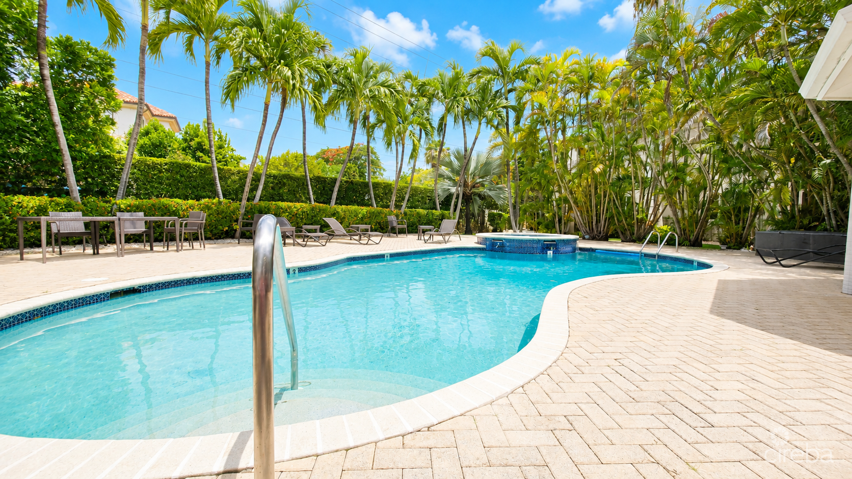 GRAND PALMS | GROUND FLOOR 2-BED IN SOUTH SOUND