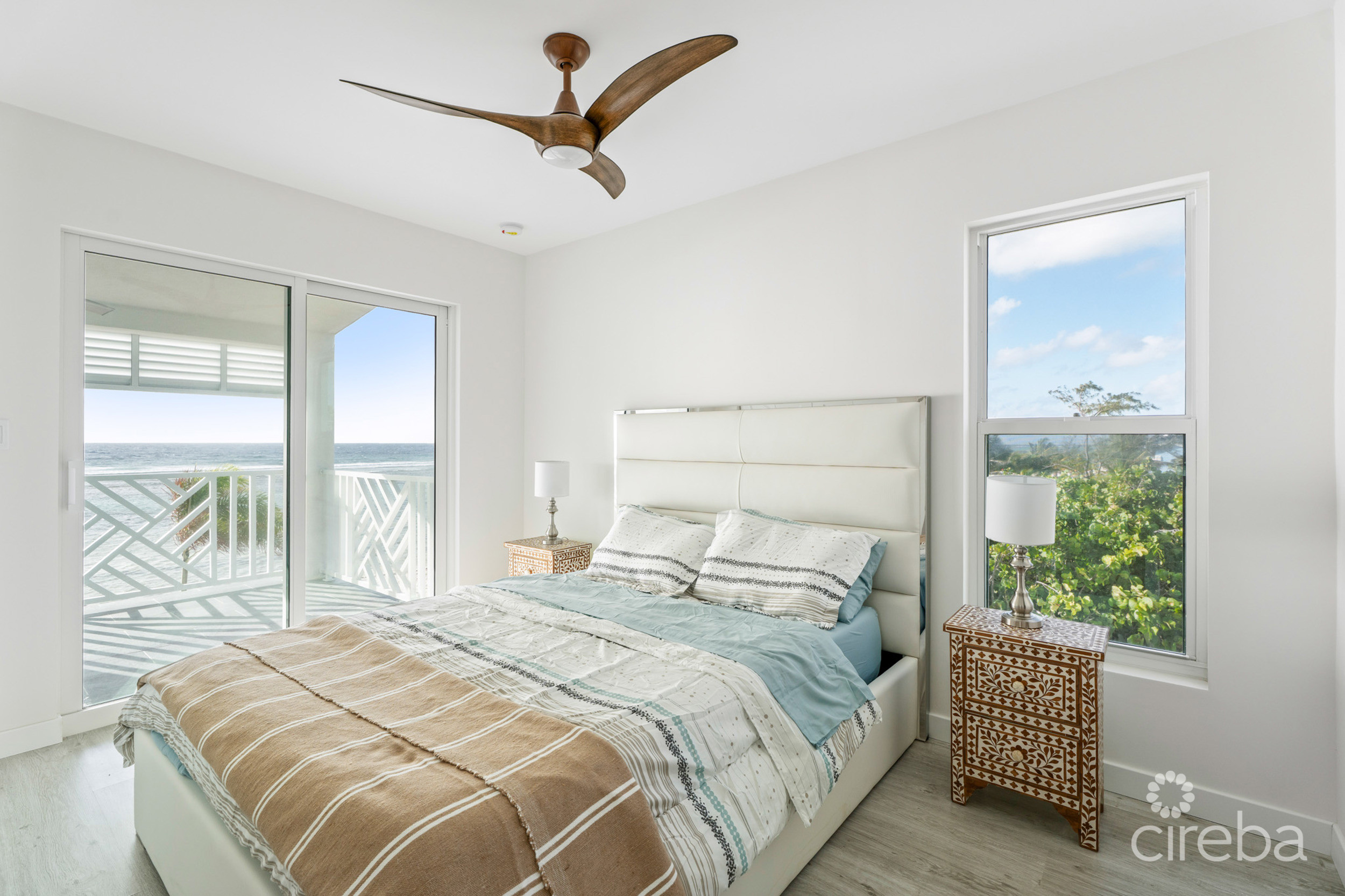 THE PALMS, LITTLE CAYMAN | BEACHFRONT COTTAGE 2