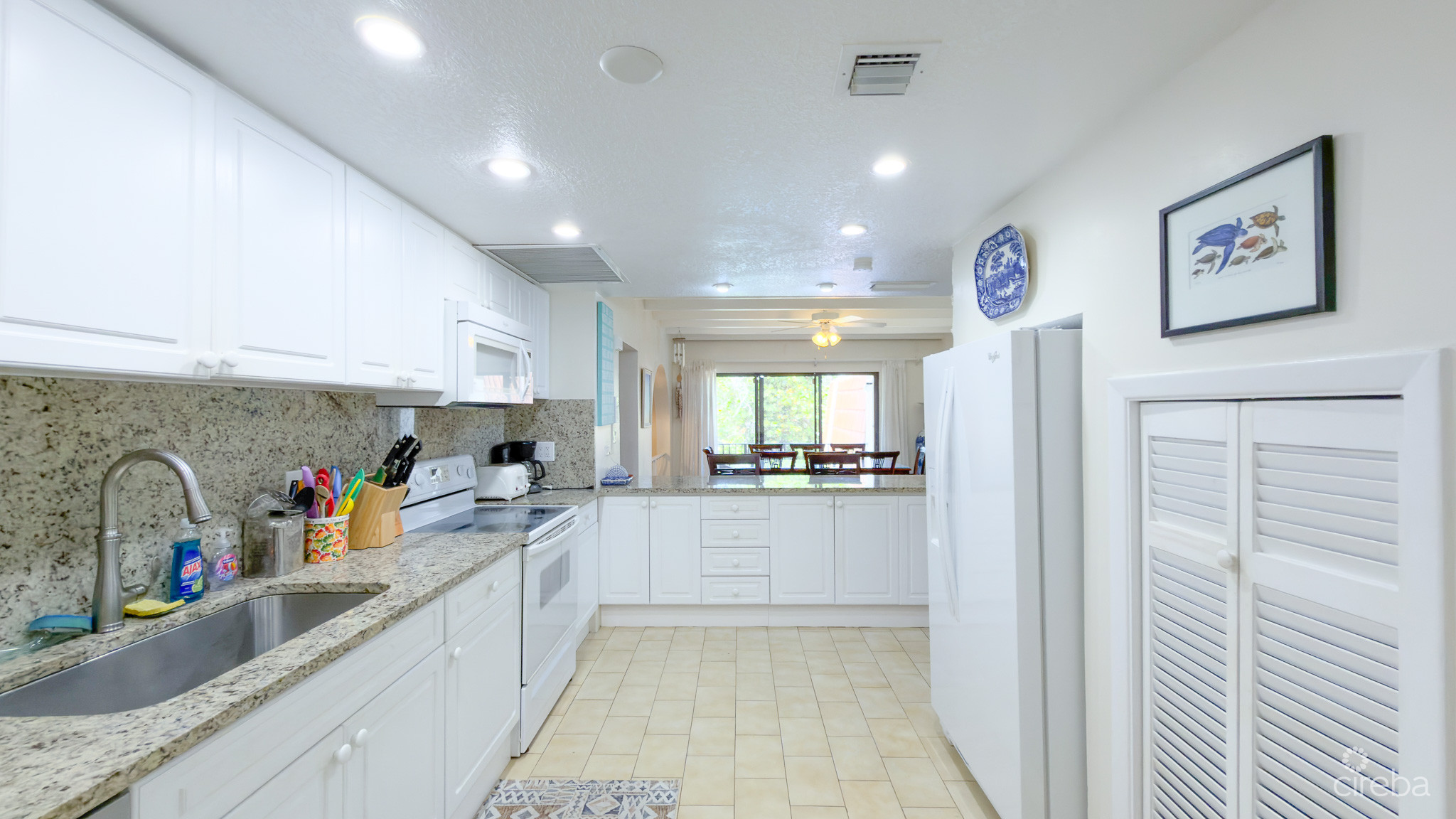 VILLAS PAPPAGALLO 2 BED OCEANFRONT