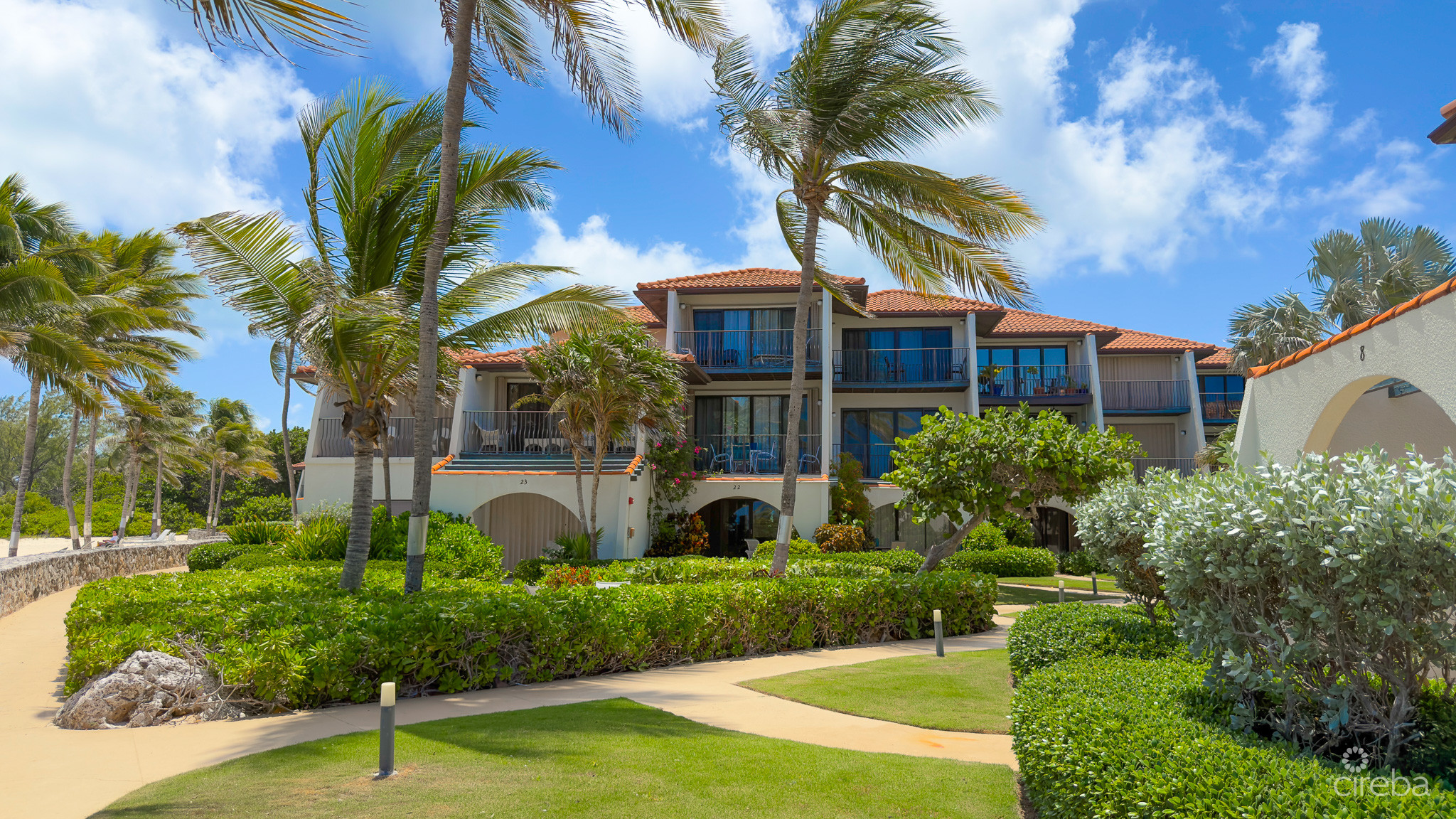 VILLAS PAPPAGALLO 2 BED OCEANFRONT