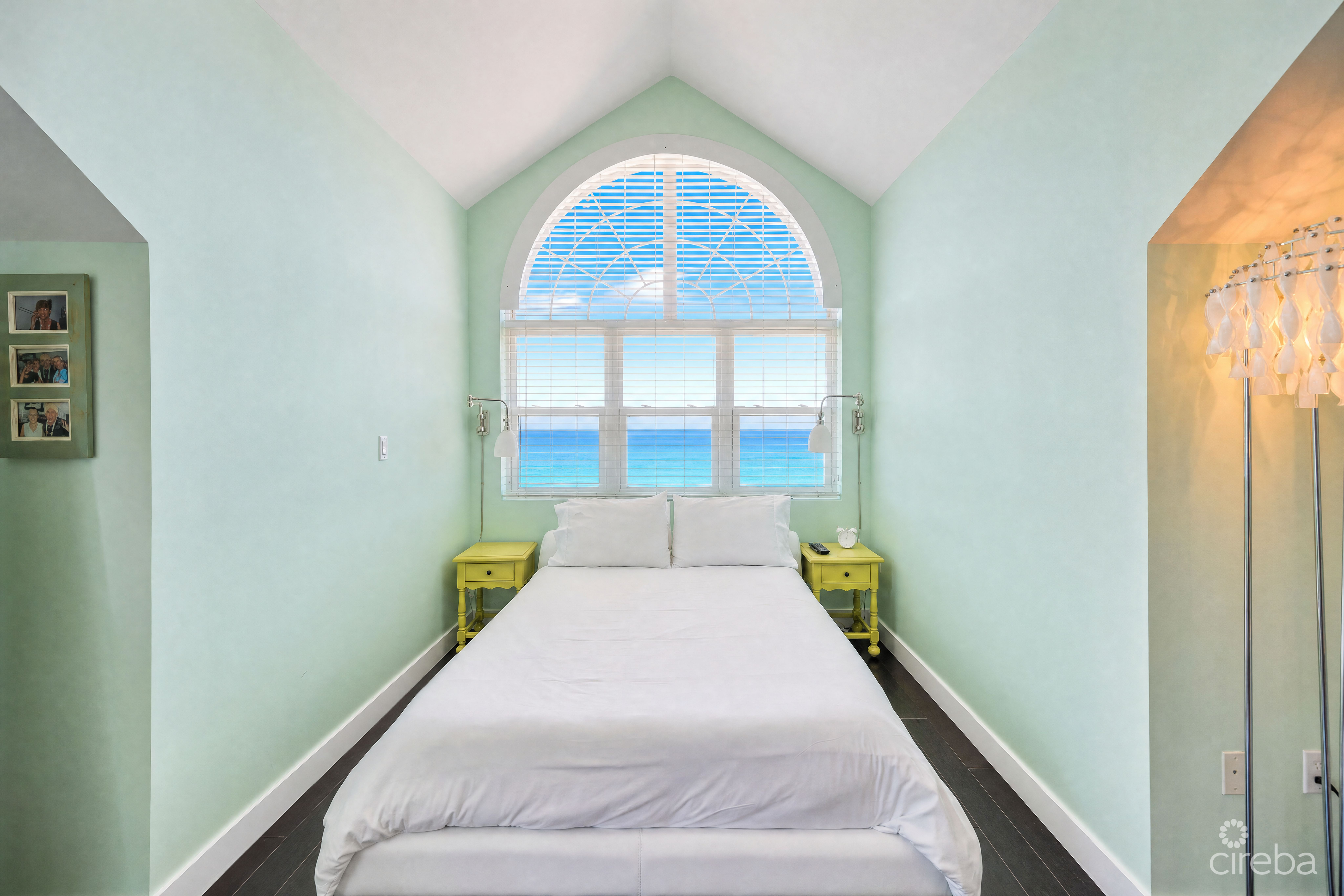 COCONUT BAY 121 OCEAN FRONT RESIDENCE