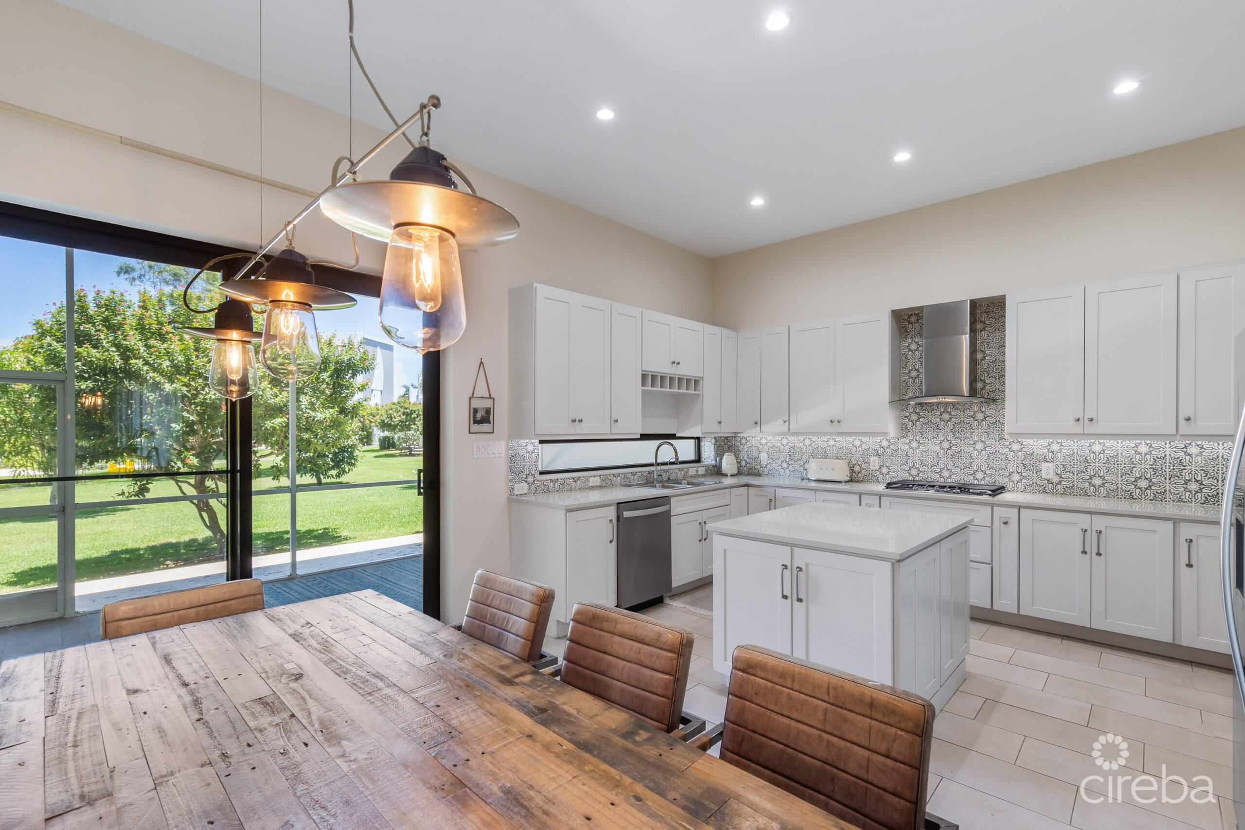 VELA #54, SOUTH SOUND – PHASE 1 – OCEAN VIEWS